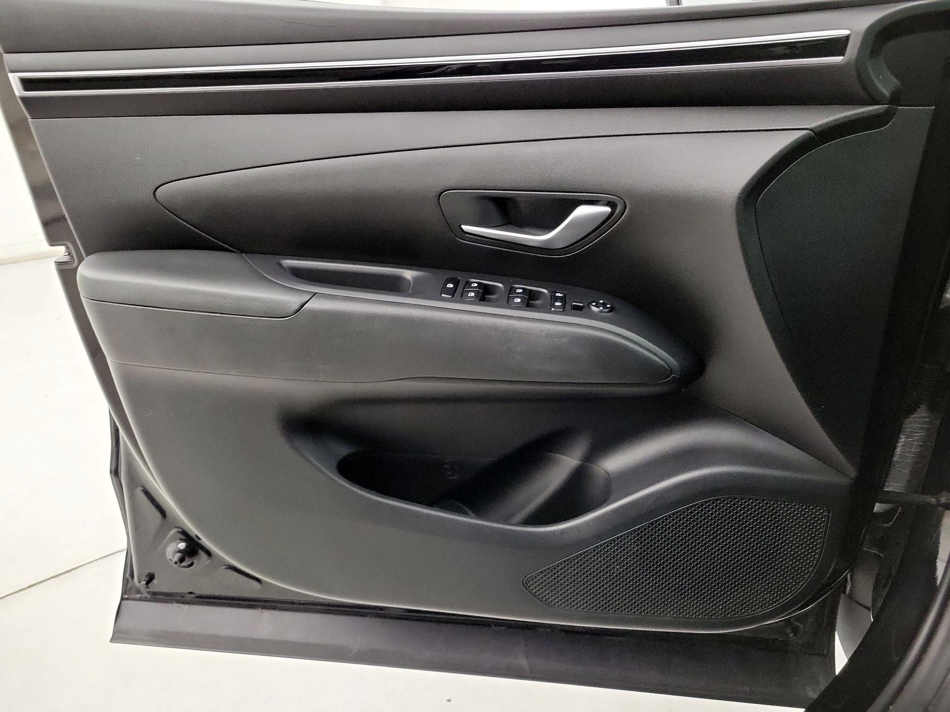 Thumbnail: 2023 Hyundai Santa Cruz - 12