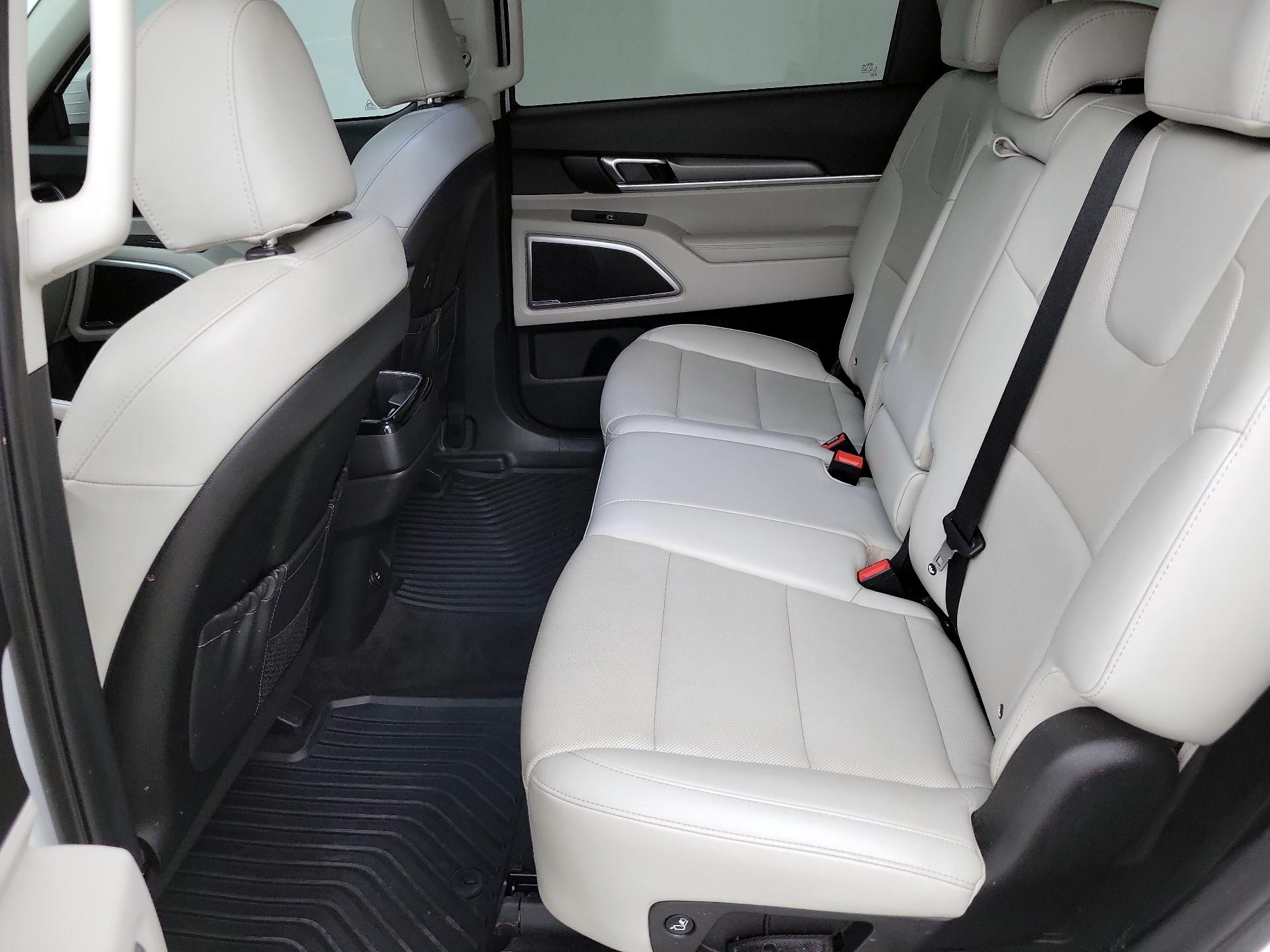 Thumbnail: 2020 Kia Telluride - 20