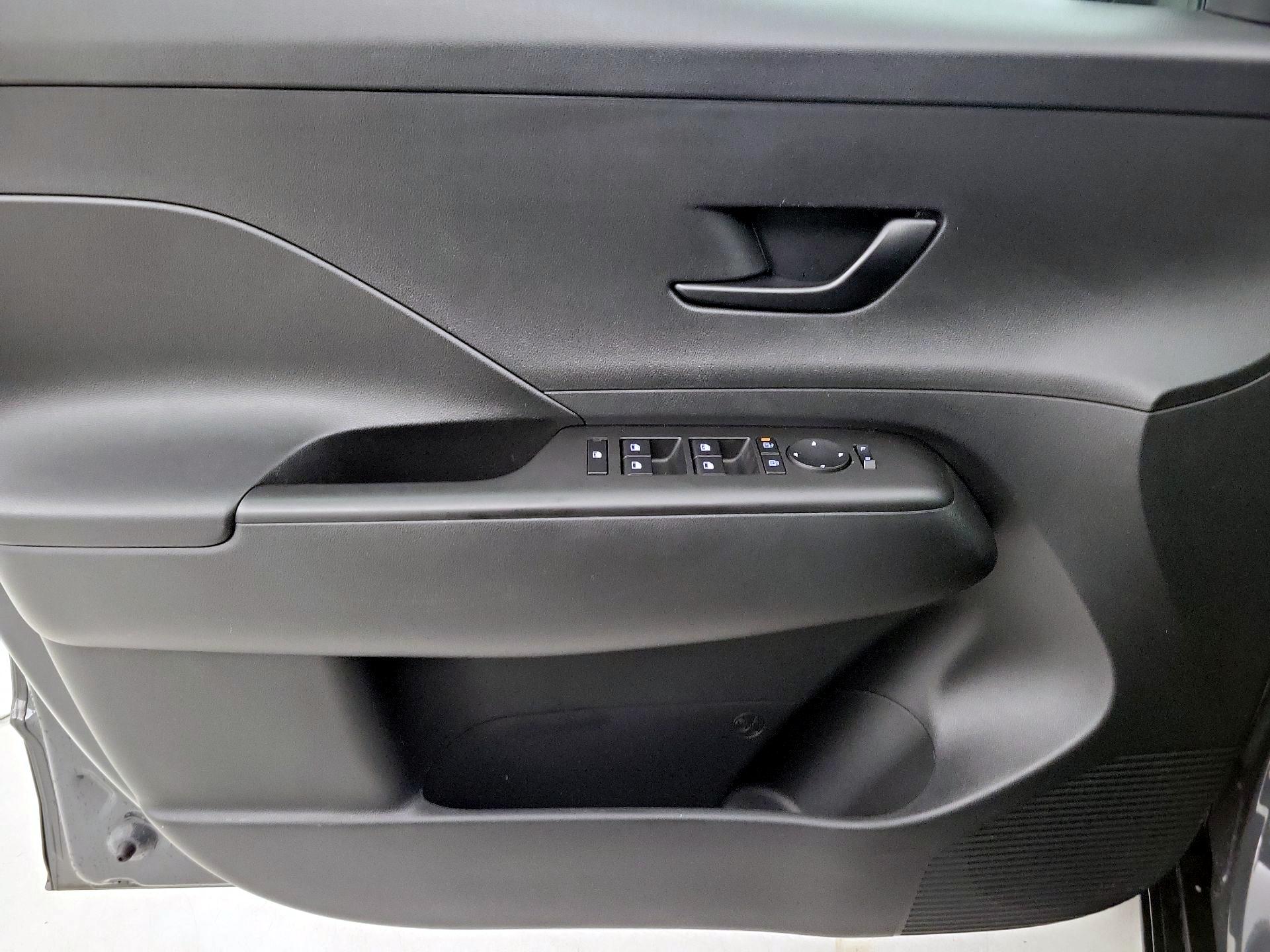 Thumbnail: 2025 Hyundai Kona - 12