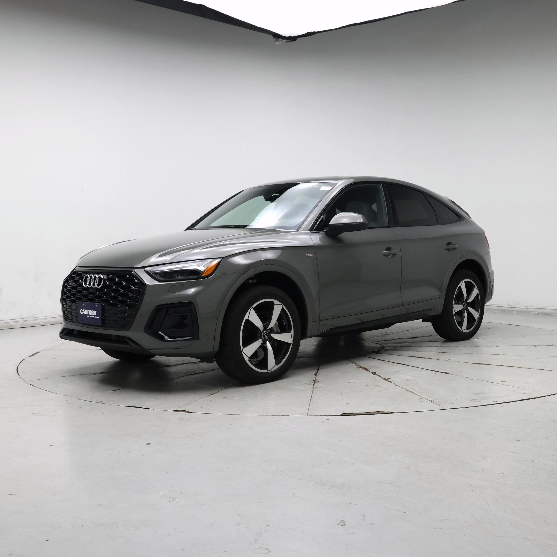 Thumbnail: 2023 Audi Q5 - 4
