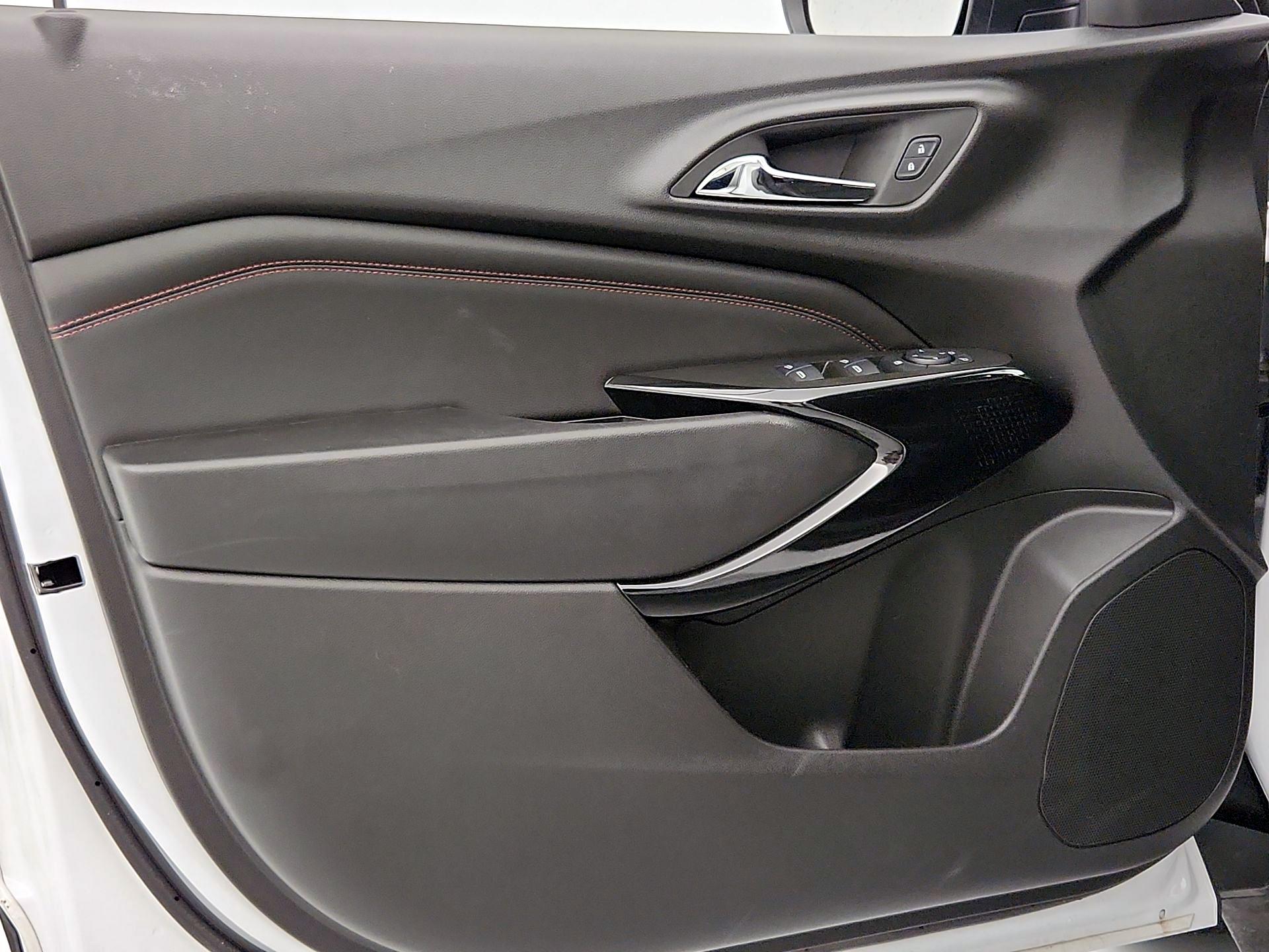 Thumbnail: 2025 Chevrolet Trax - 12