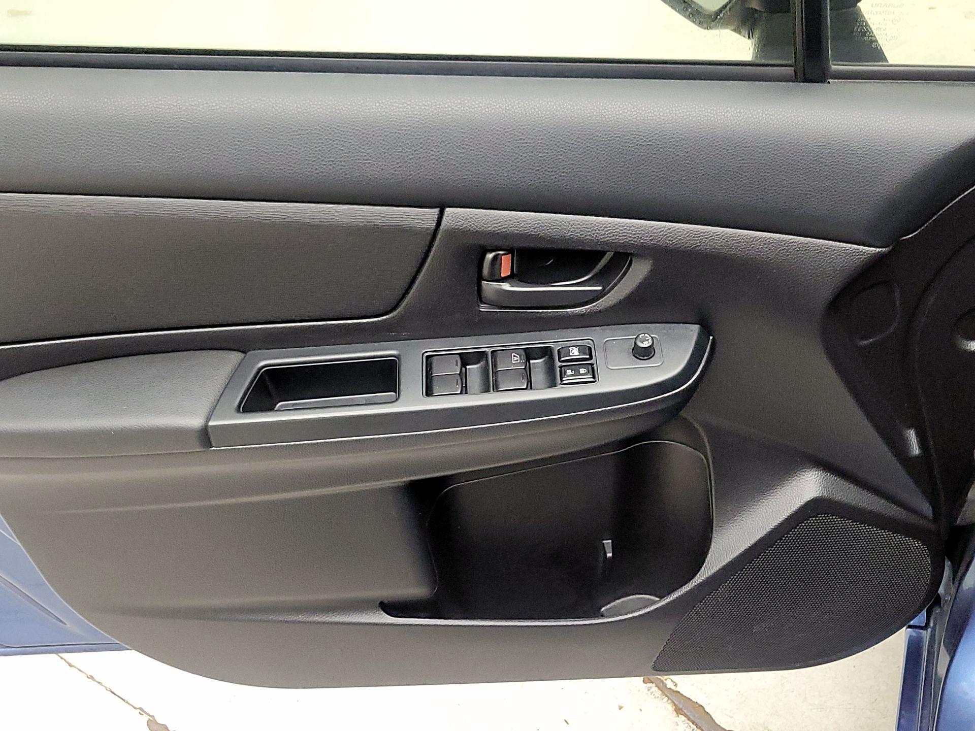 Thumbnail: 2014 Subaru Impreza - 12