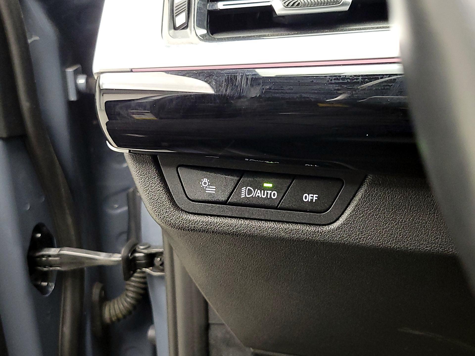 Thumbnail: 2023 BMW X1 - 13