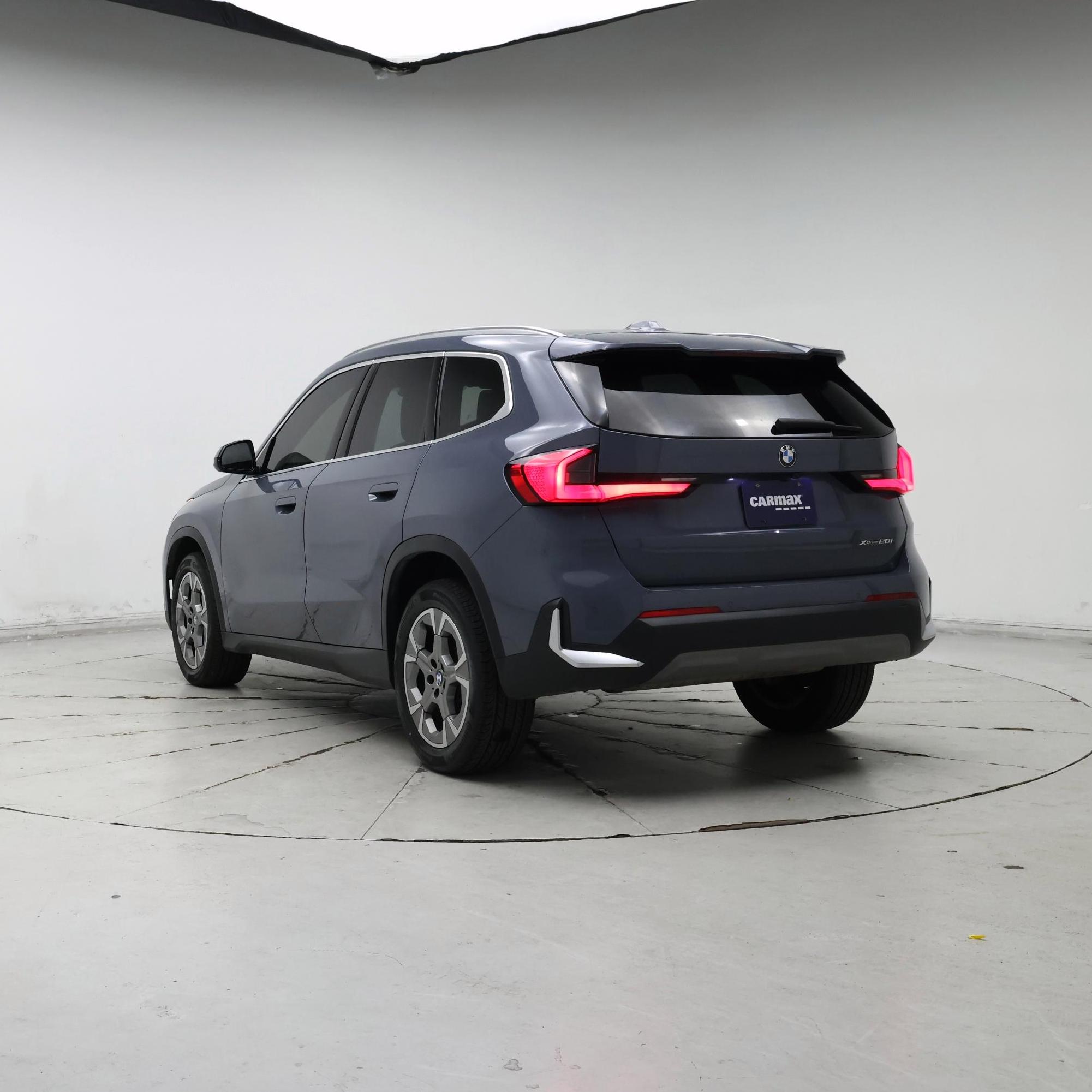 Thumbnail: 2023 BMW X1 - 2