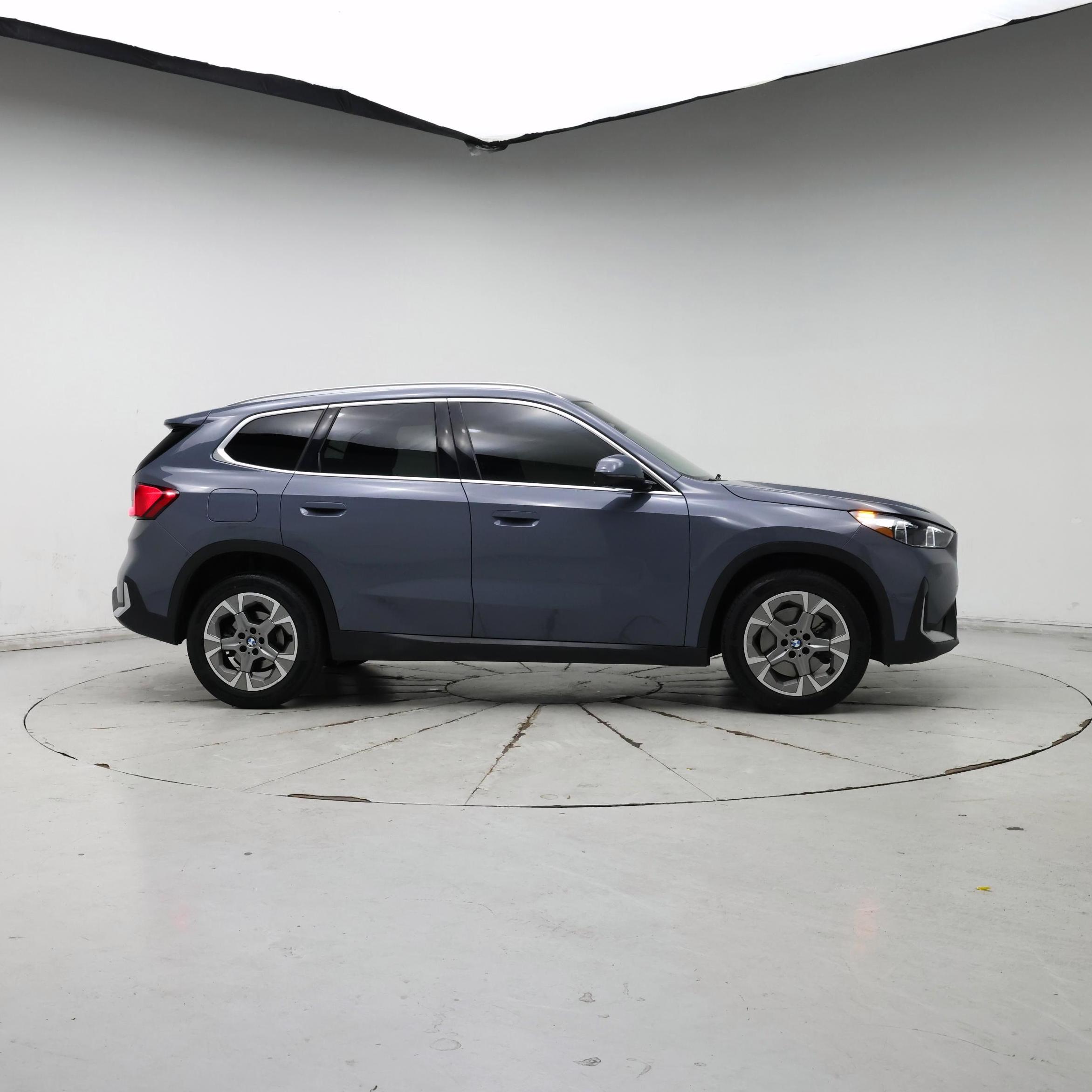 Thumbnail: 2023 BMW X1 - 7