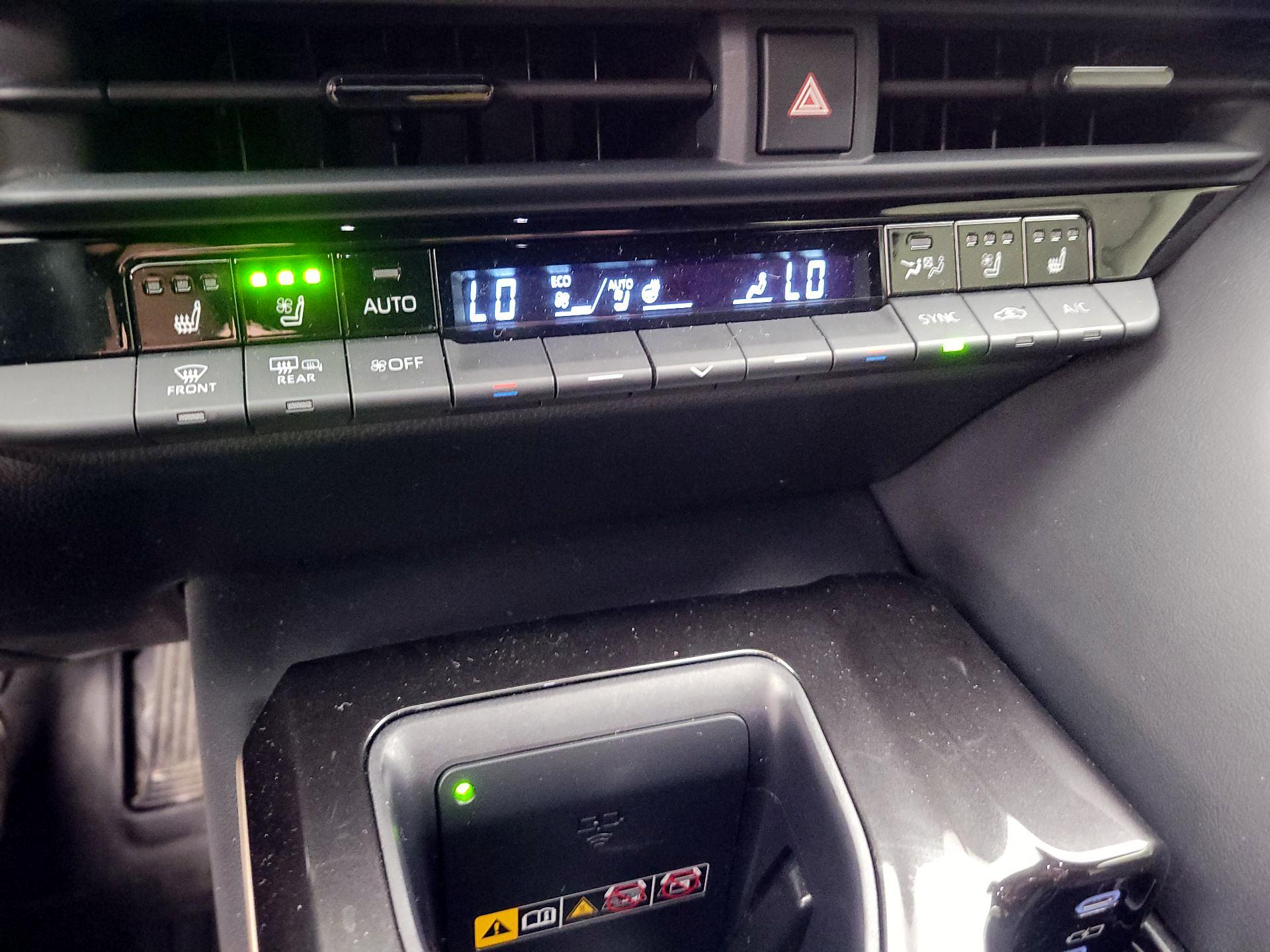 Thumbnail: 2025 Toyota Crown Signia - 14