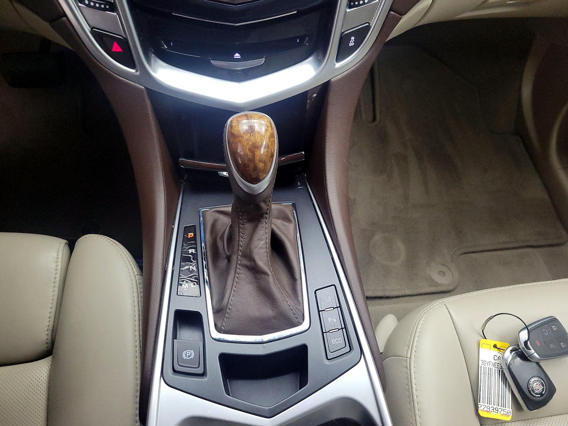 Thumbnail: 2016 Cadillac SRX - 16