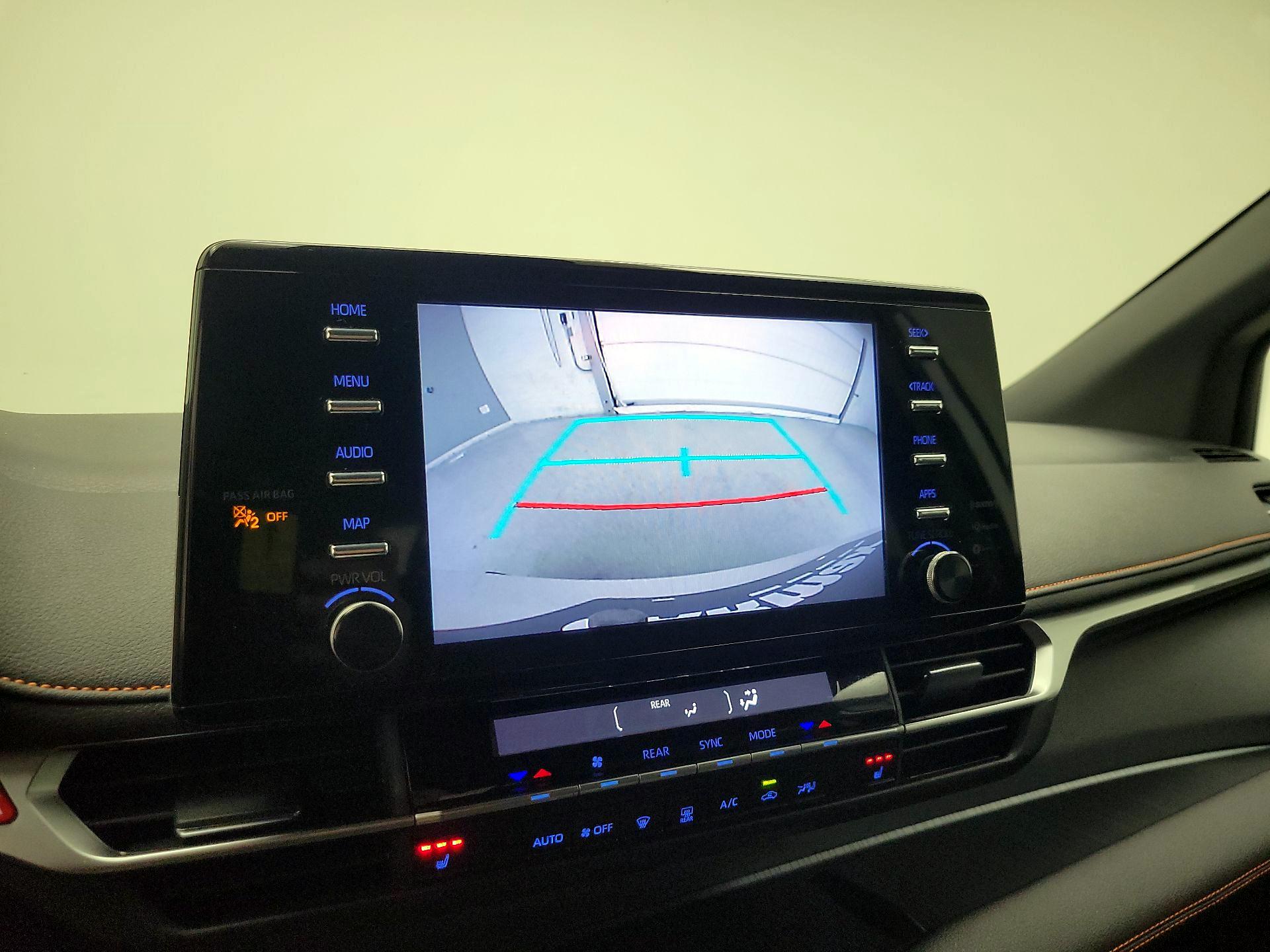 Thumbnail: 2024 Toyota Sienna - 13