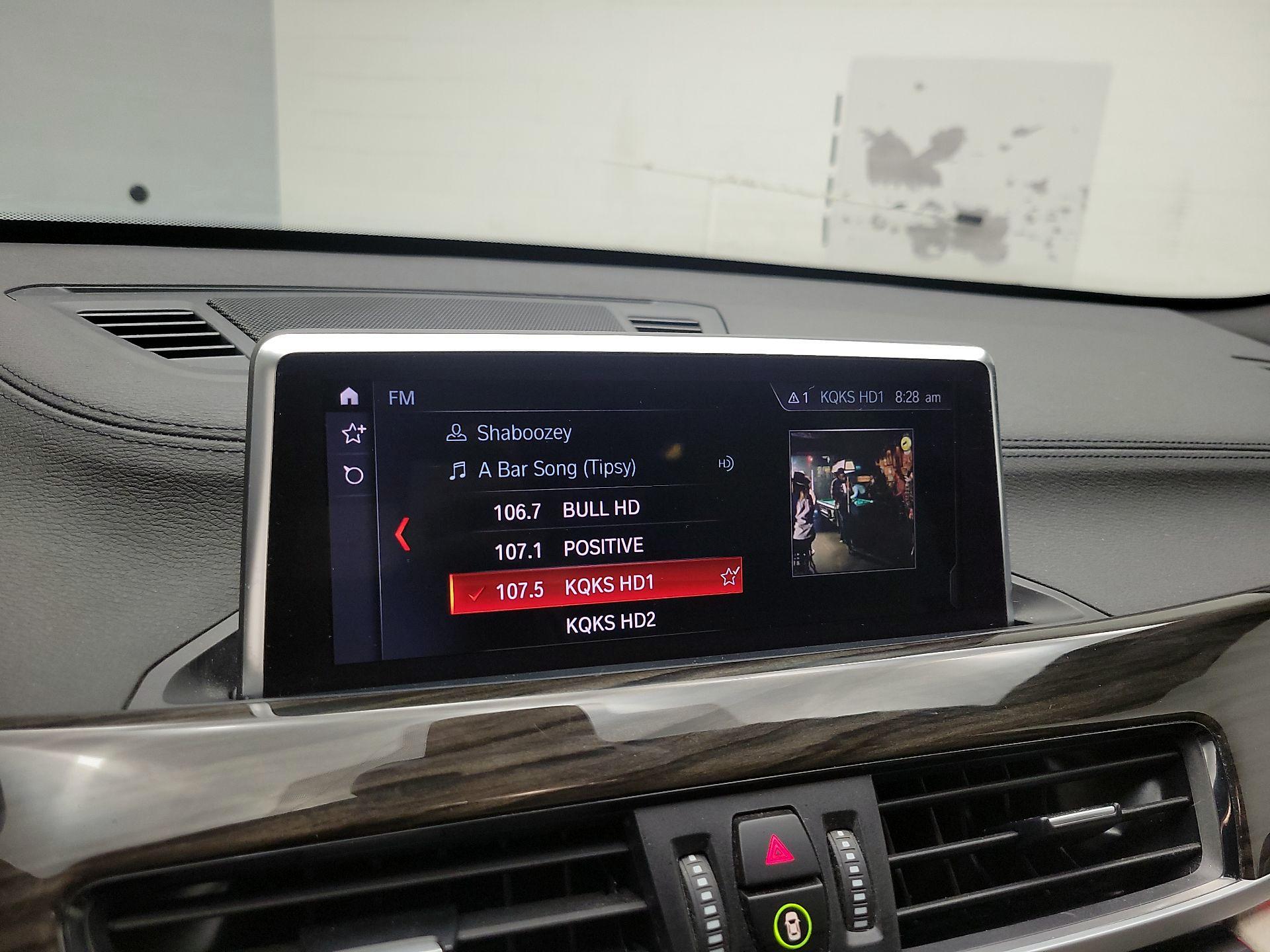 Thumbnail: 2022 BMW X1 - 14