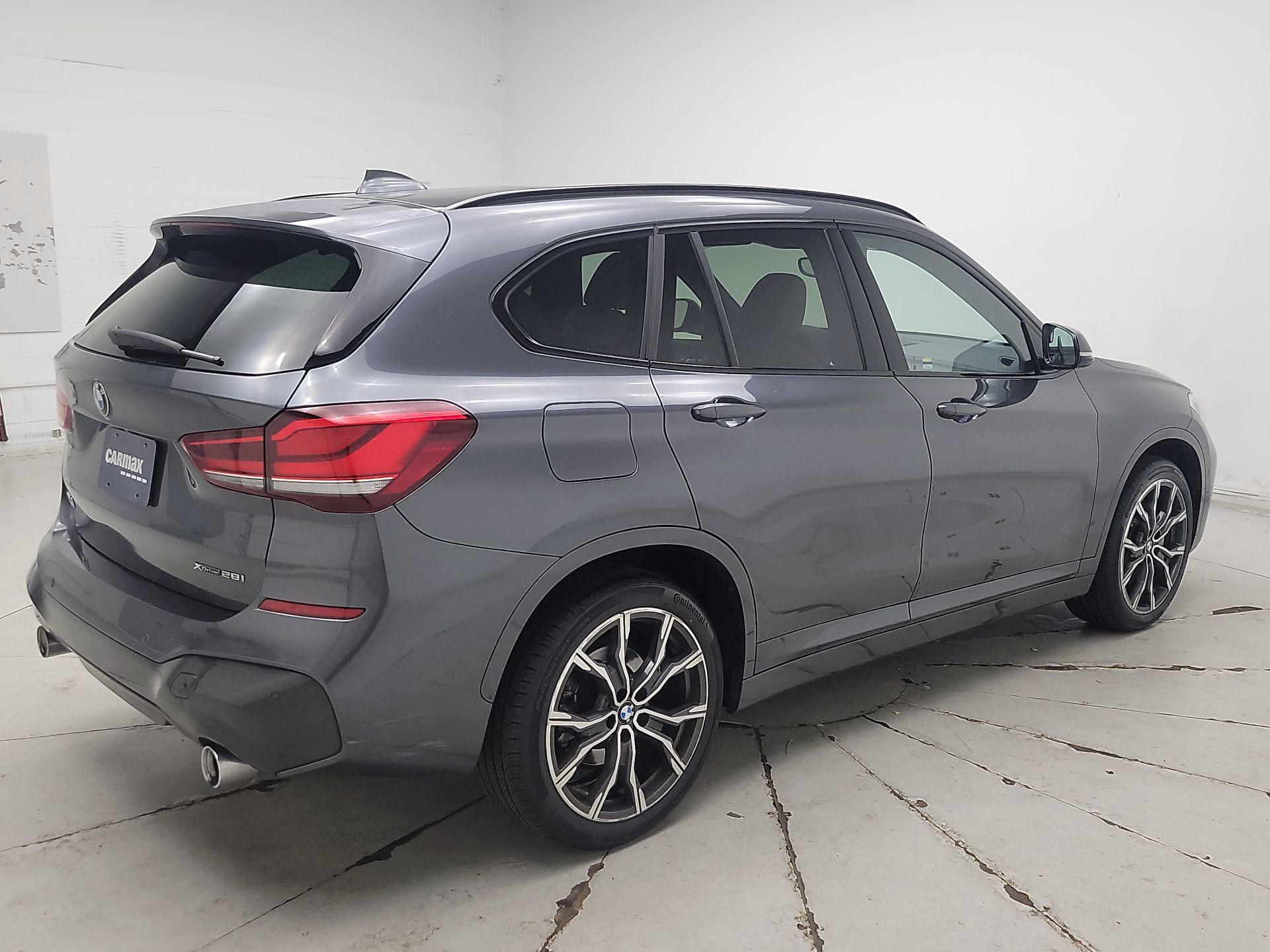 Thumbnail: 2022 BMW X1 - 5