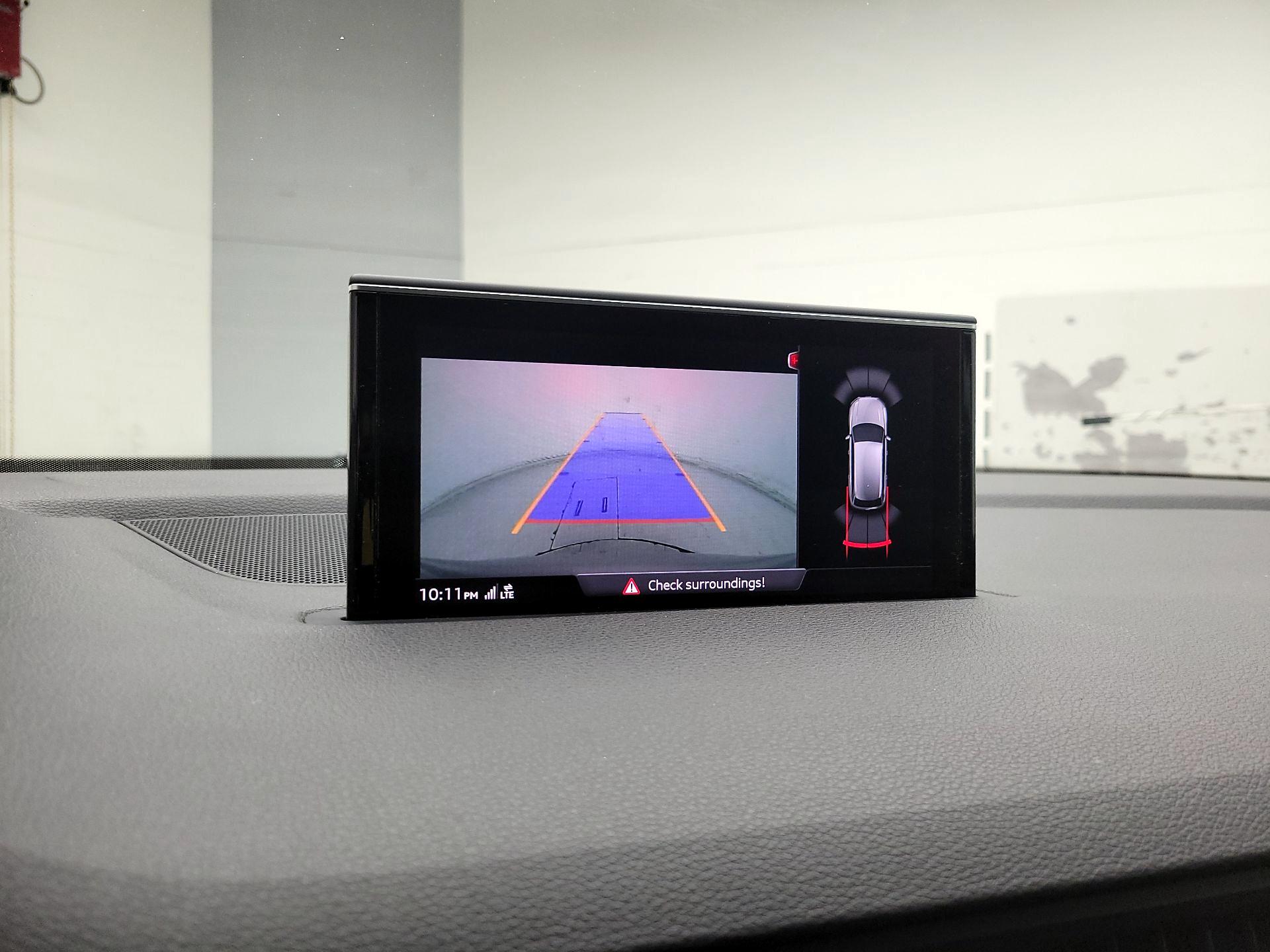 Thumbnail: 2017 Audi Q7 - 13