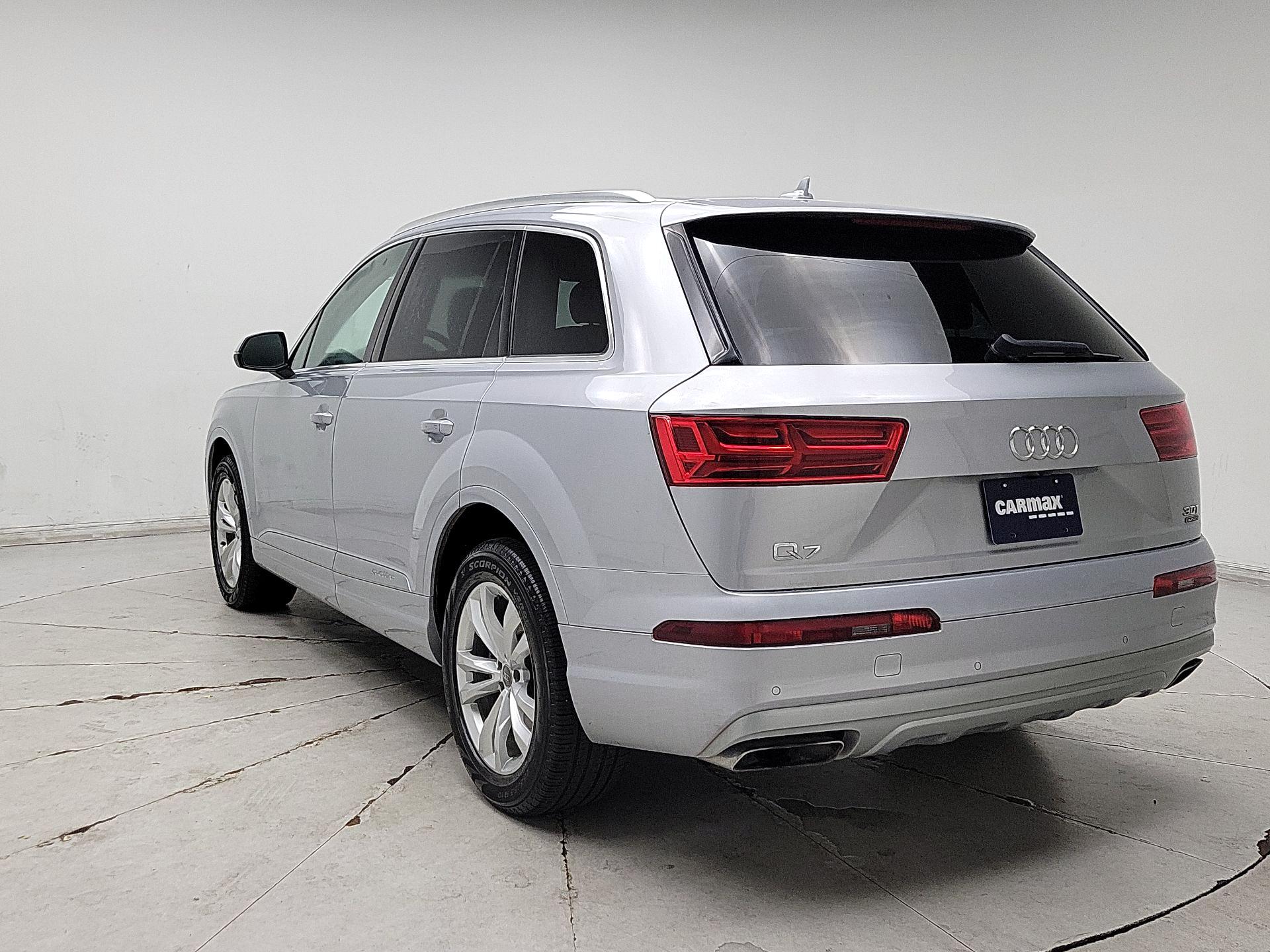 Thumbnail: 2017 Audi Q7 - 7