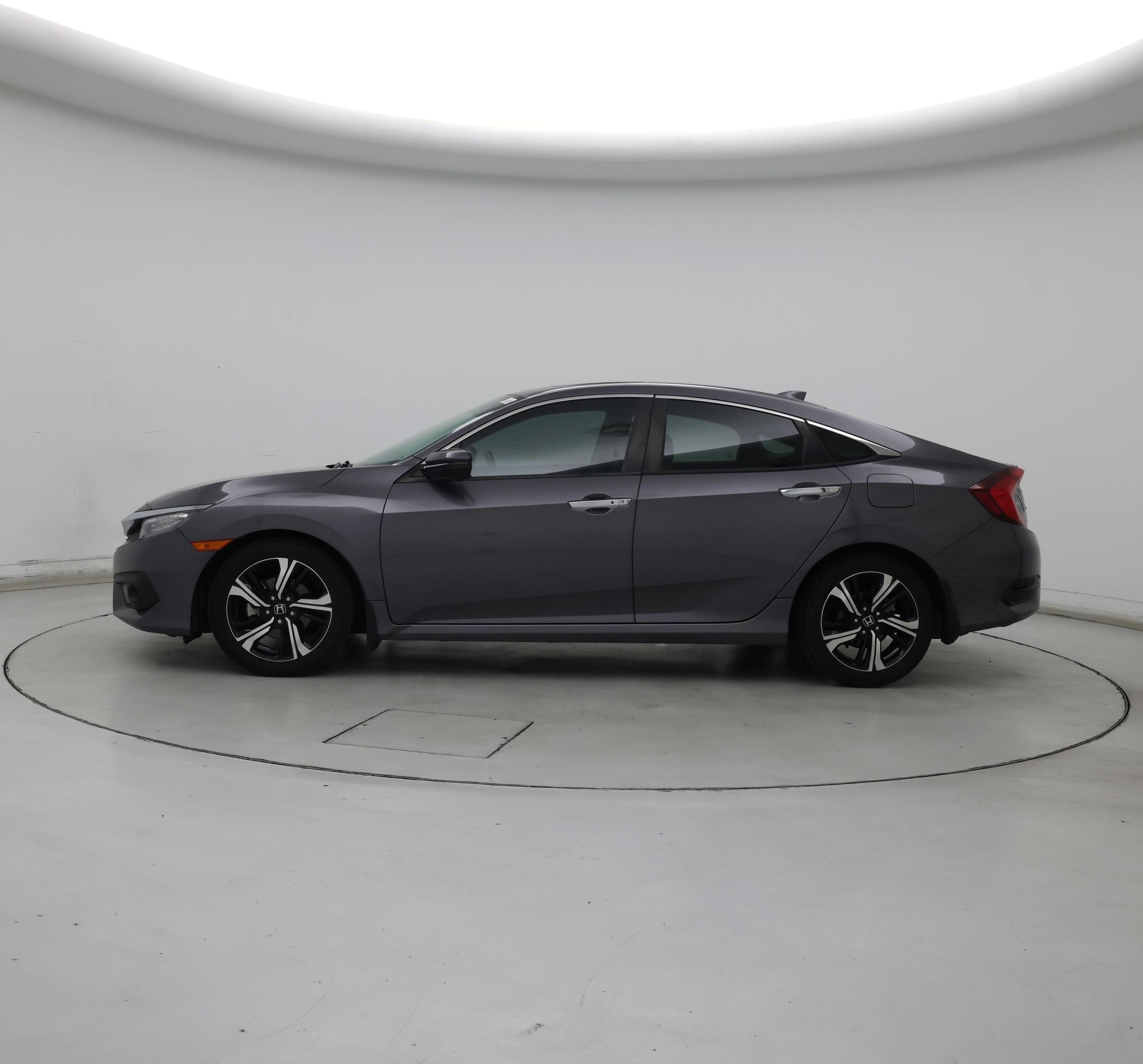 Thumbnail: 2017 Honda Civic - 3