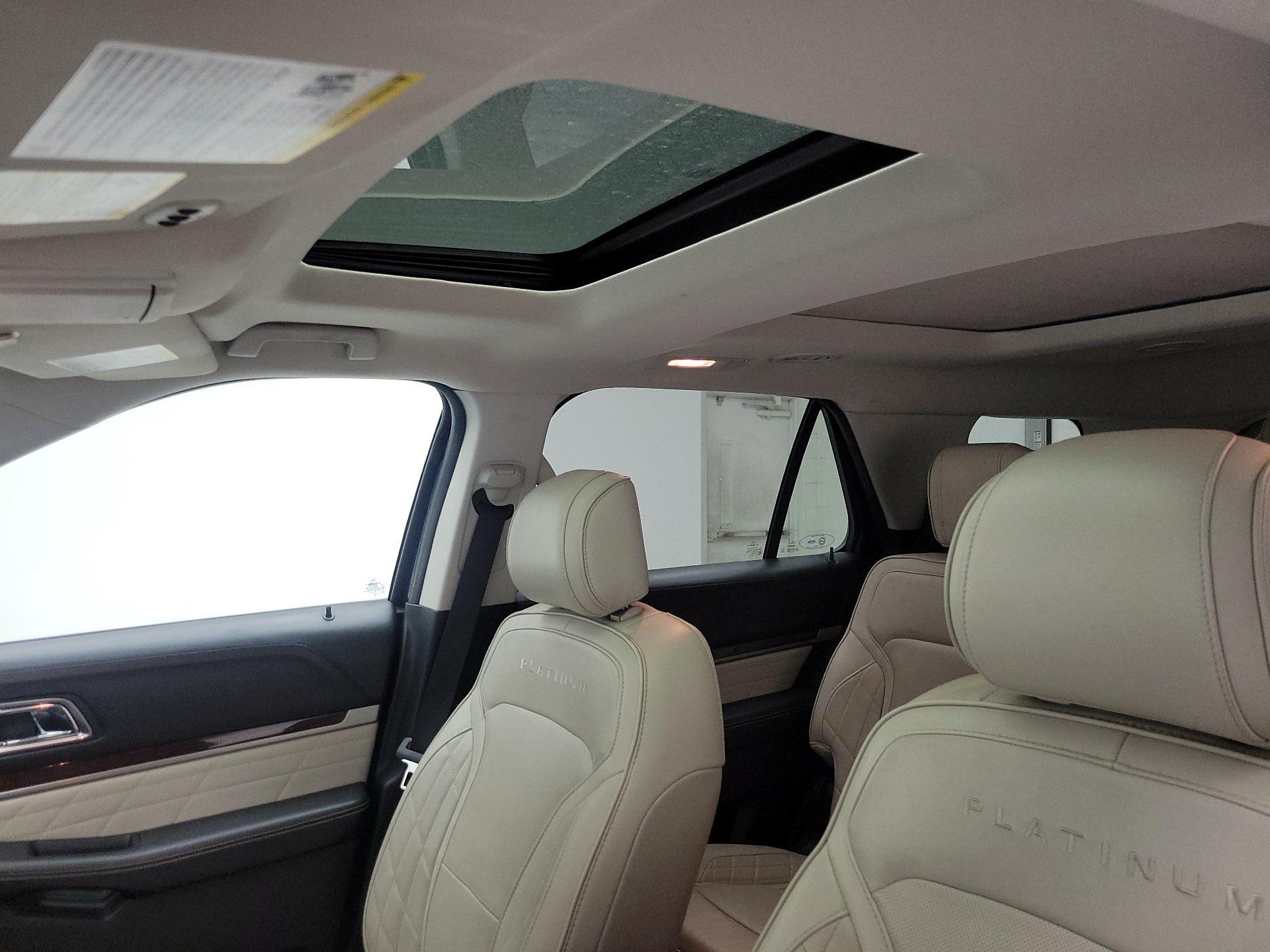 Thumbnail: 2017 Ford Explorer - 18