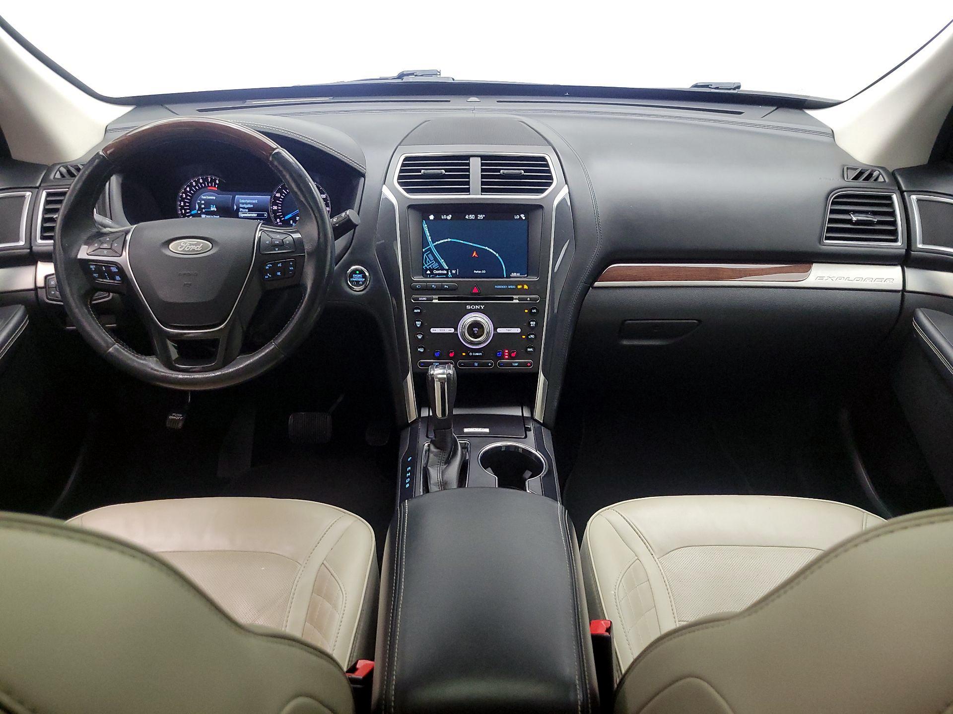 Thumbnail: 2017 Ford Explorer - 8