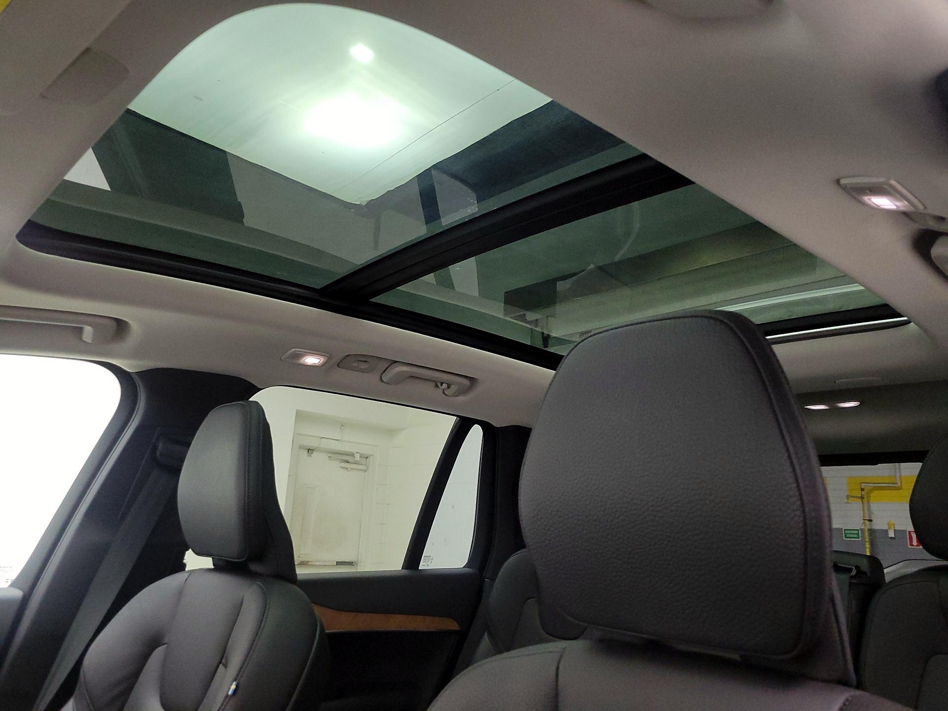 Thumbnail: 2024 Volvo XC90 - 18