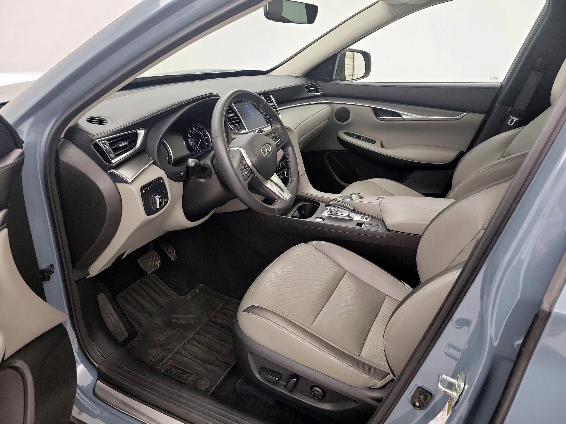 Thumbnail: 2023 INFINITI QX50 - 11