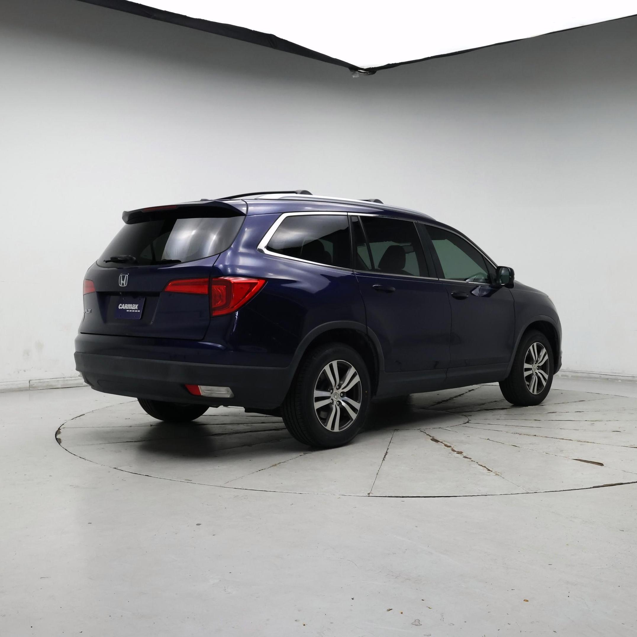 Thumbnail: 2018 Honda Pilot - 8