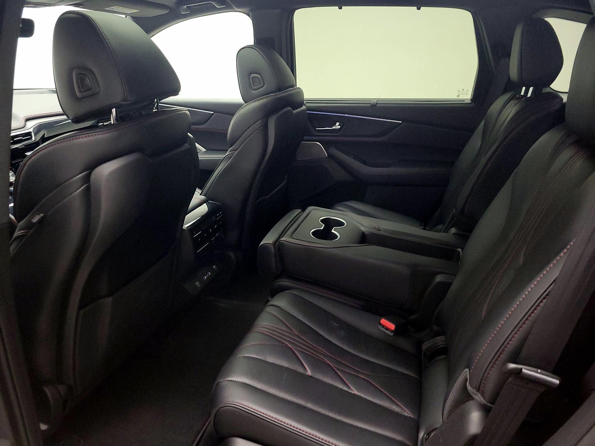 Thumbnail: 2022 Acura MDX - 19