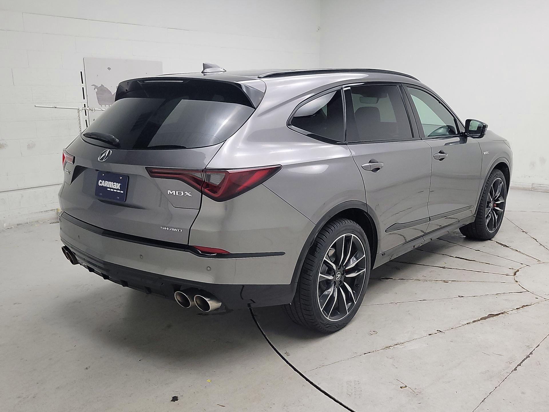 Thumbnail: 2022 Acura MDX - 5