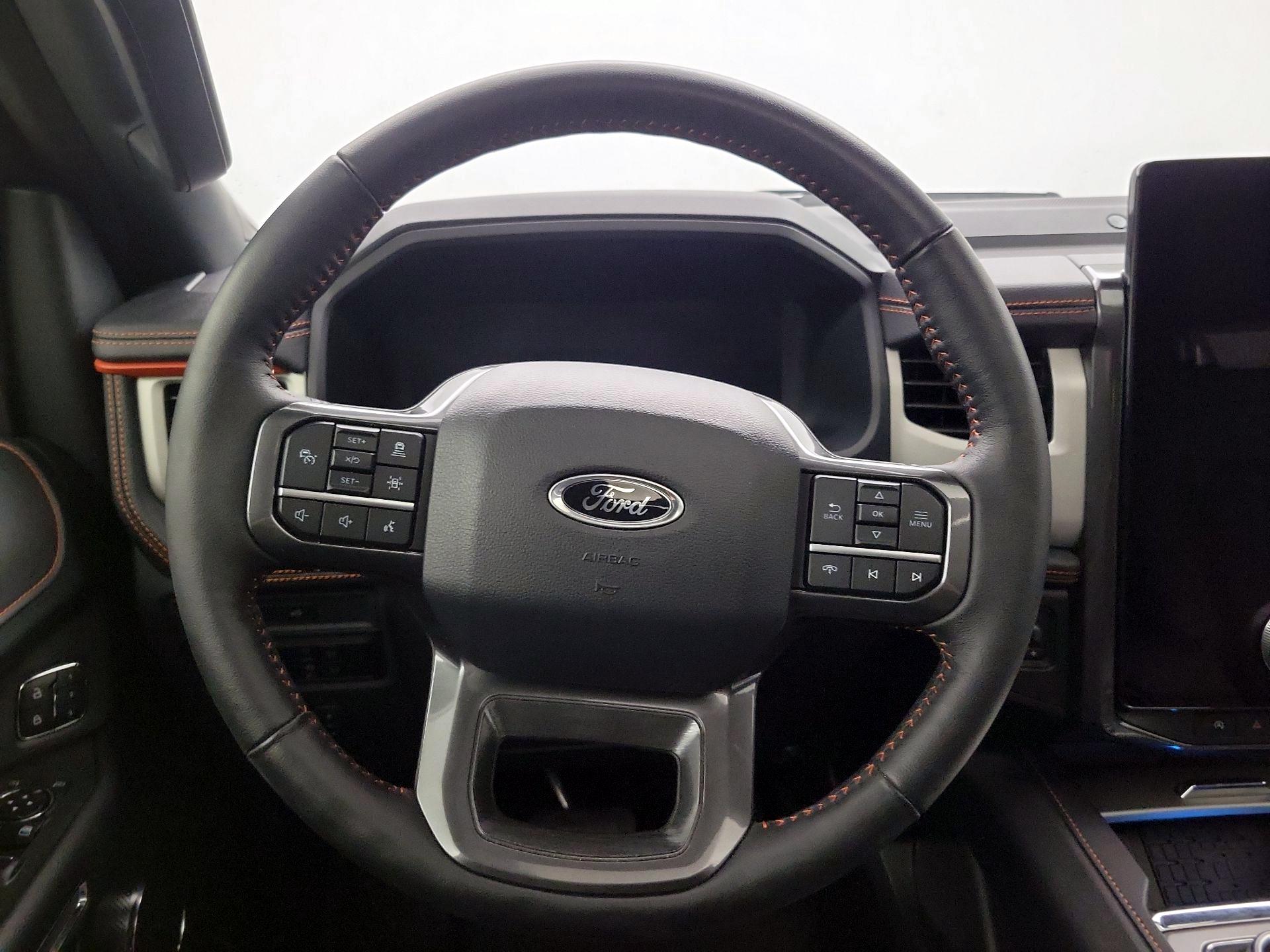 Thumbnail: 2024 Ford Expedition - 10