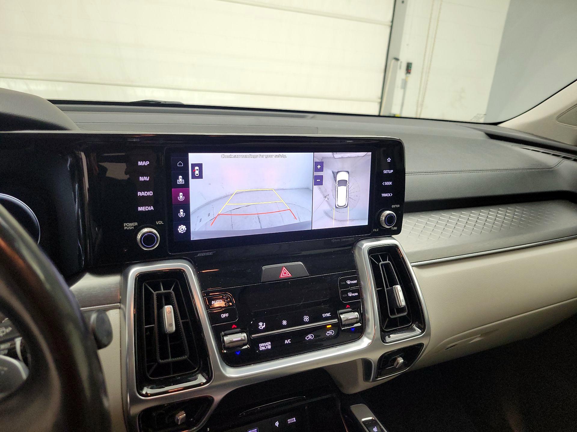 Thumbnail: 2022 Kia Sorento - 13