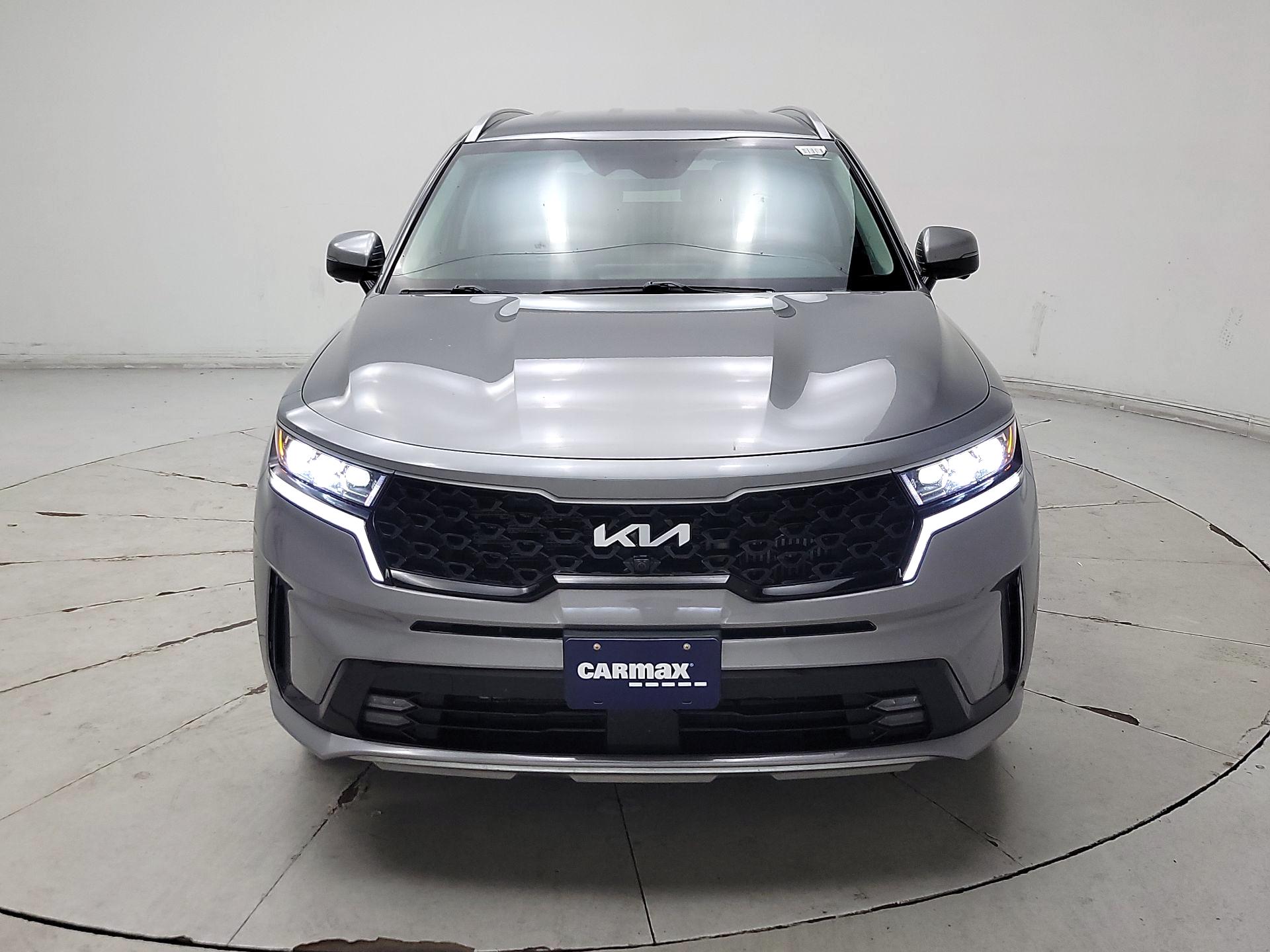 Thumbnail: 2022 Kia Sorento - 2
