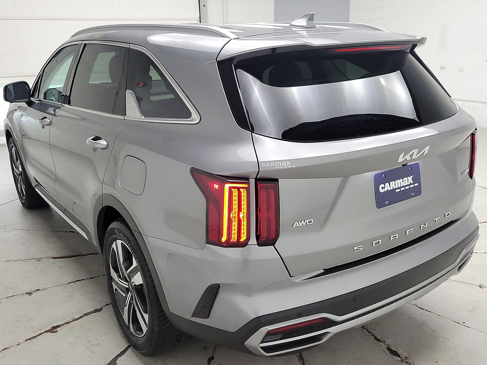 Thumbnail: 2022 Kia Sorento - 7