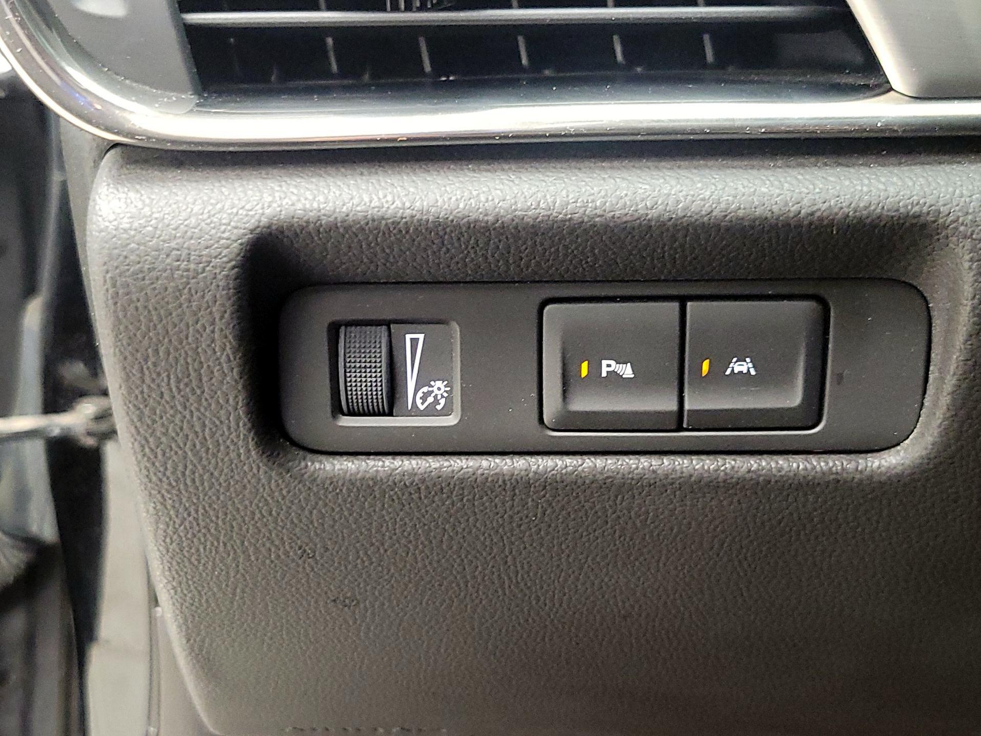 Thumbnail: 2015 Cadillac ATS - 13