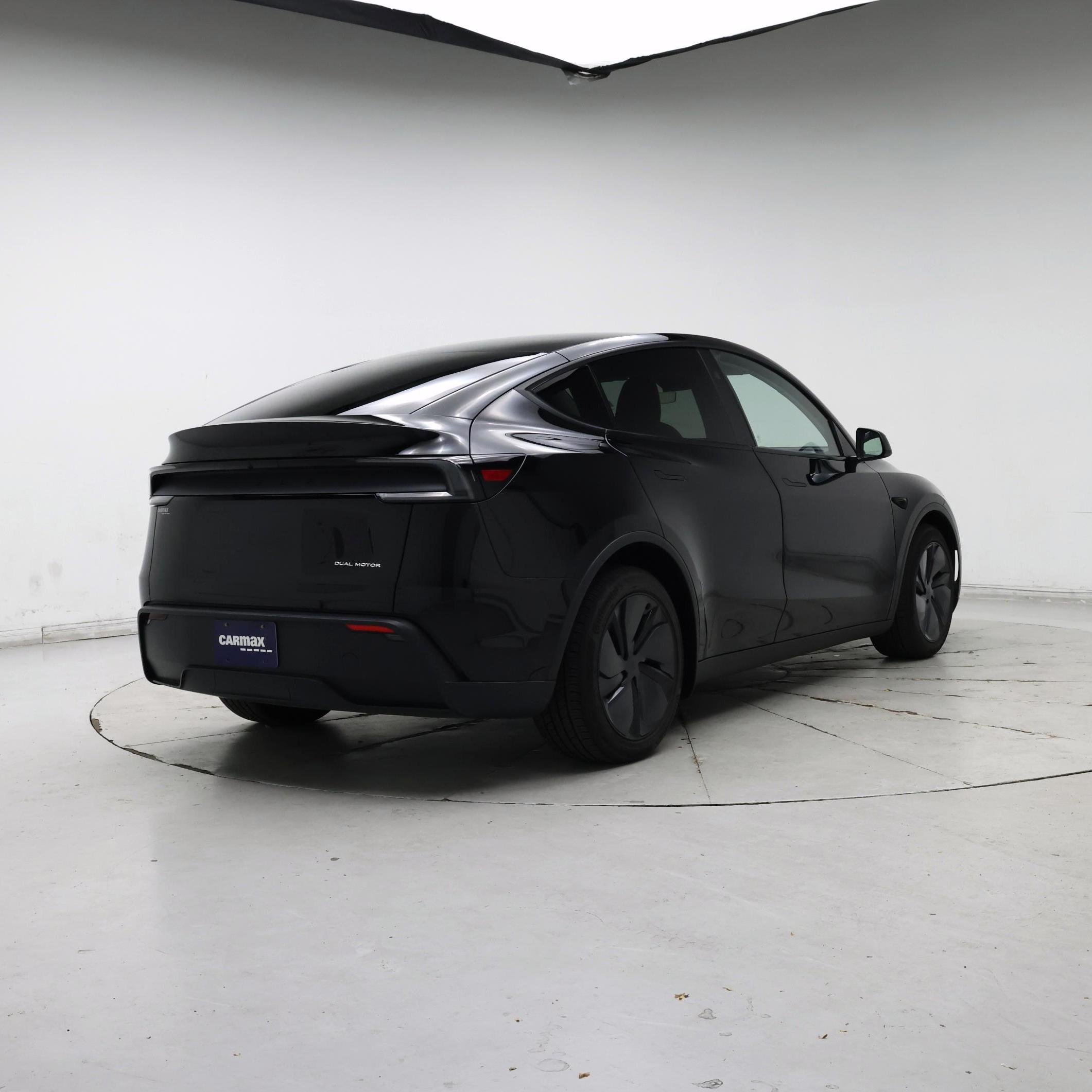 Thumbnail: 2026 Tesla Model Y - 8