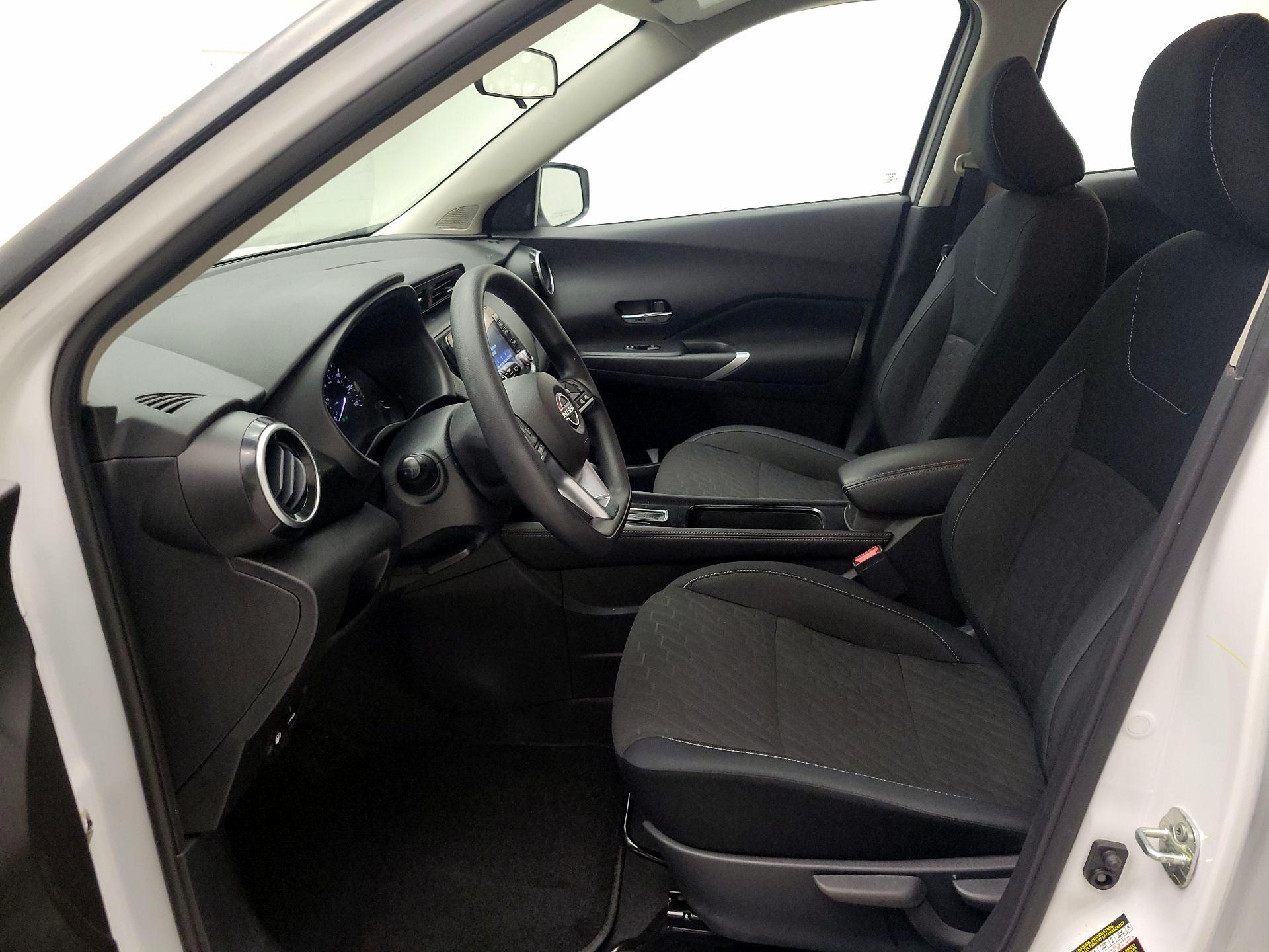 Thumbnail: 2023 Nissan Kicks - 9