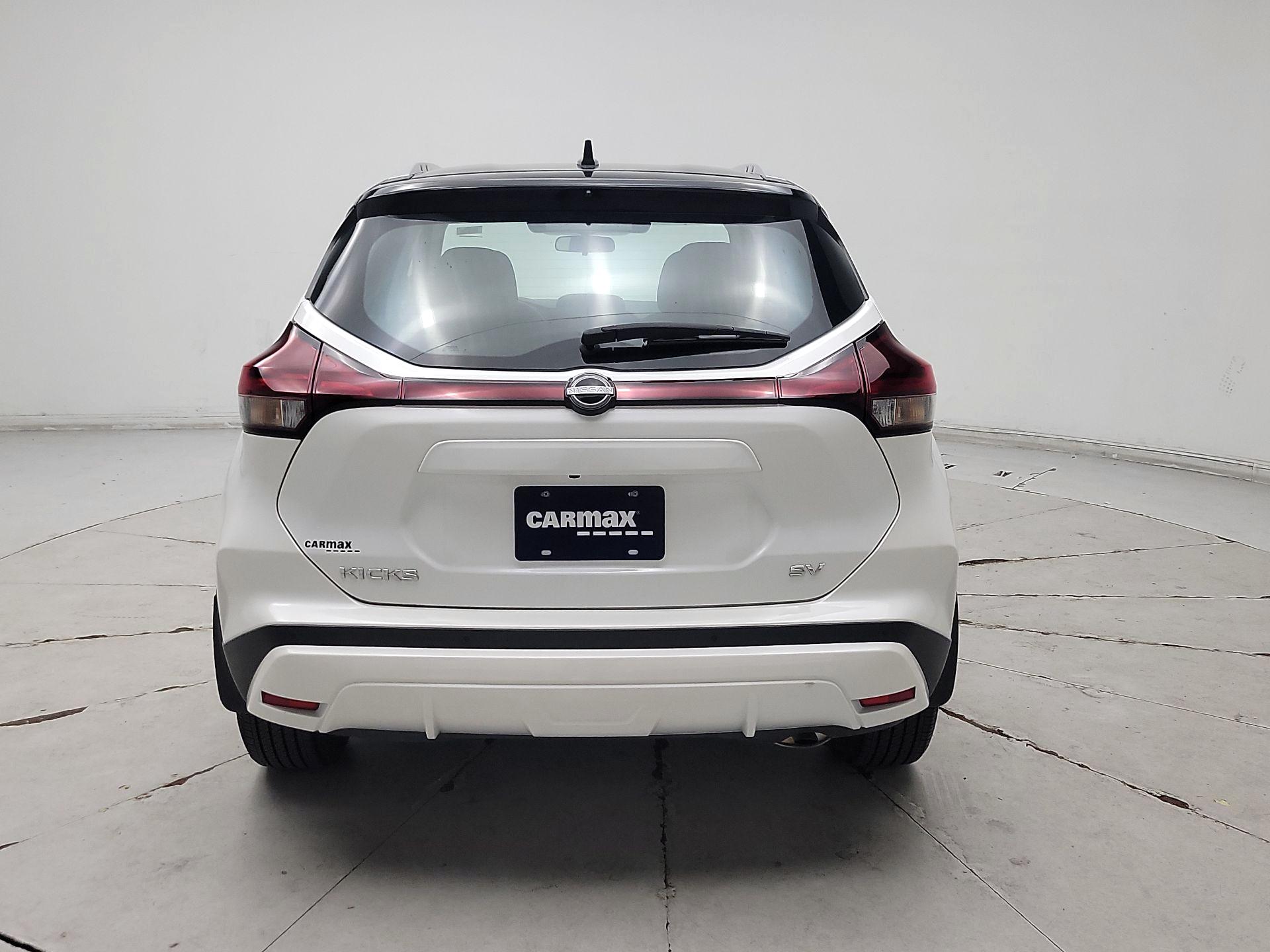 Thumbnail: 2023 Nissan Kicks - 6