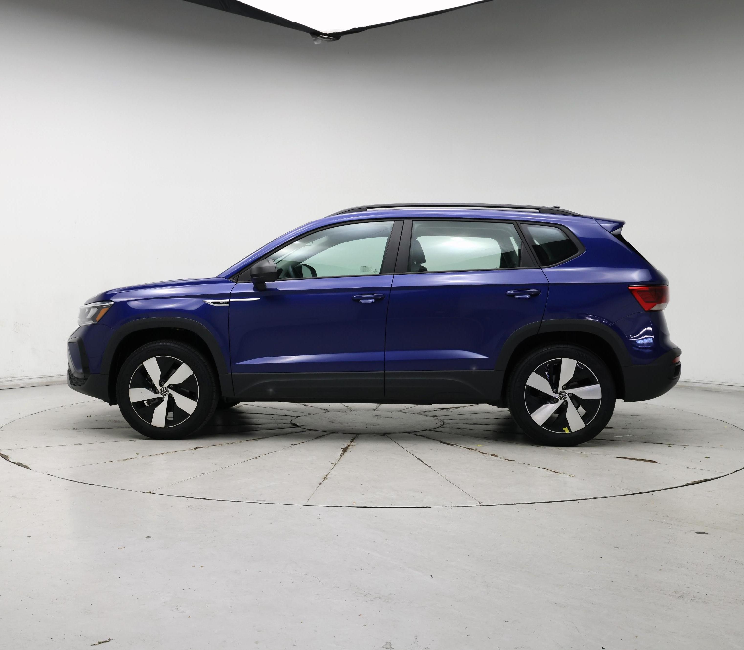 Thumbnail: 2023 Volkswagen Taos - 3