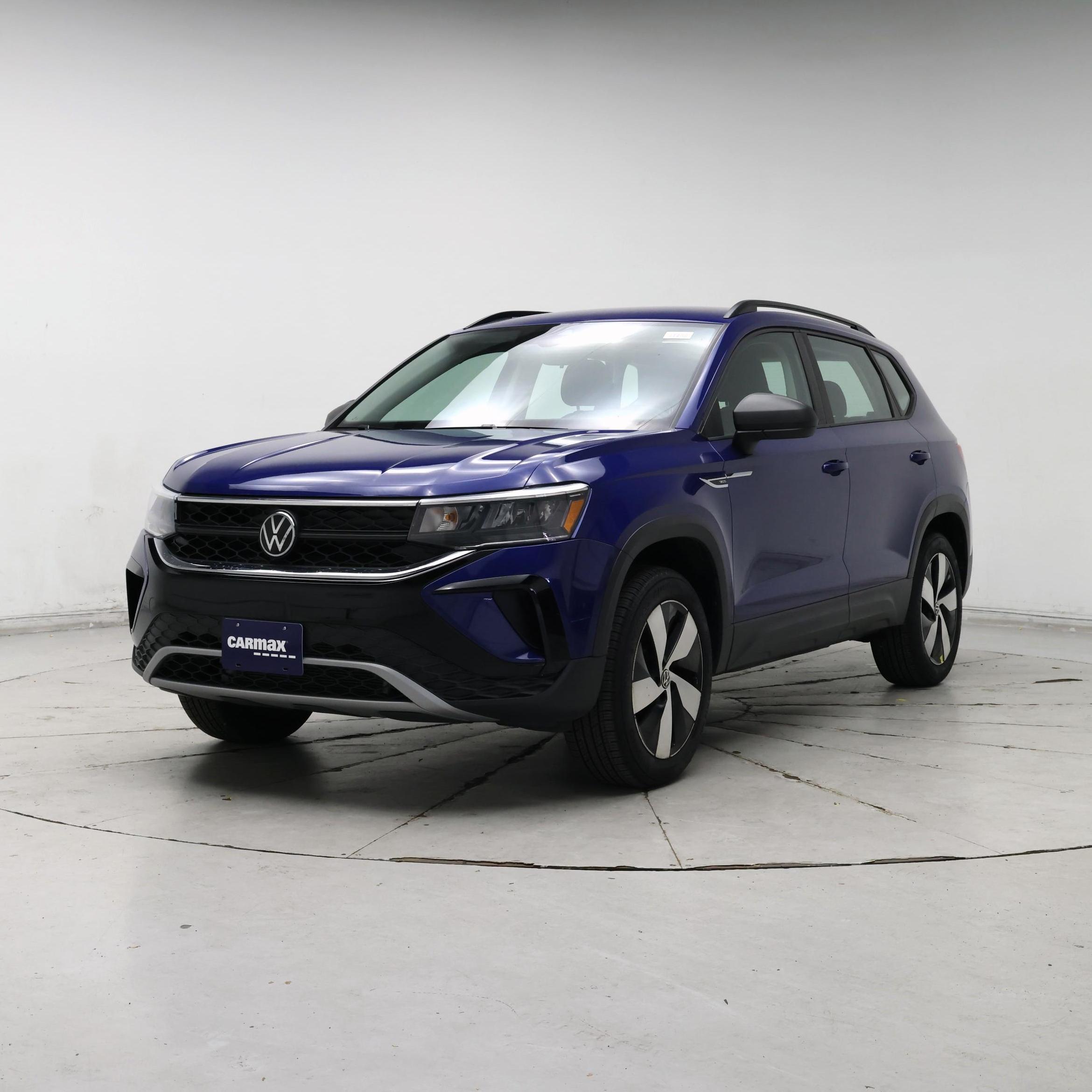 Thumbnail: 2023 Volkswagen Taos - 4
