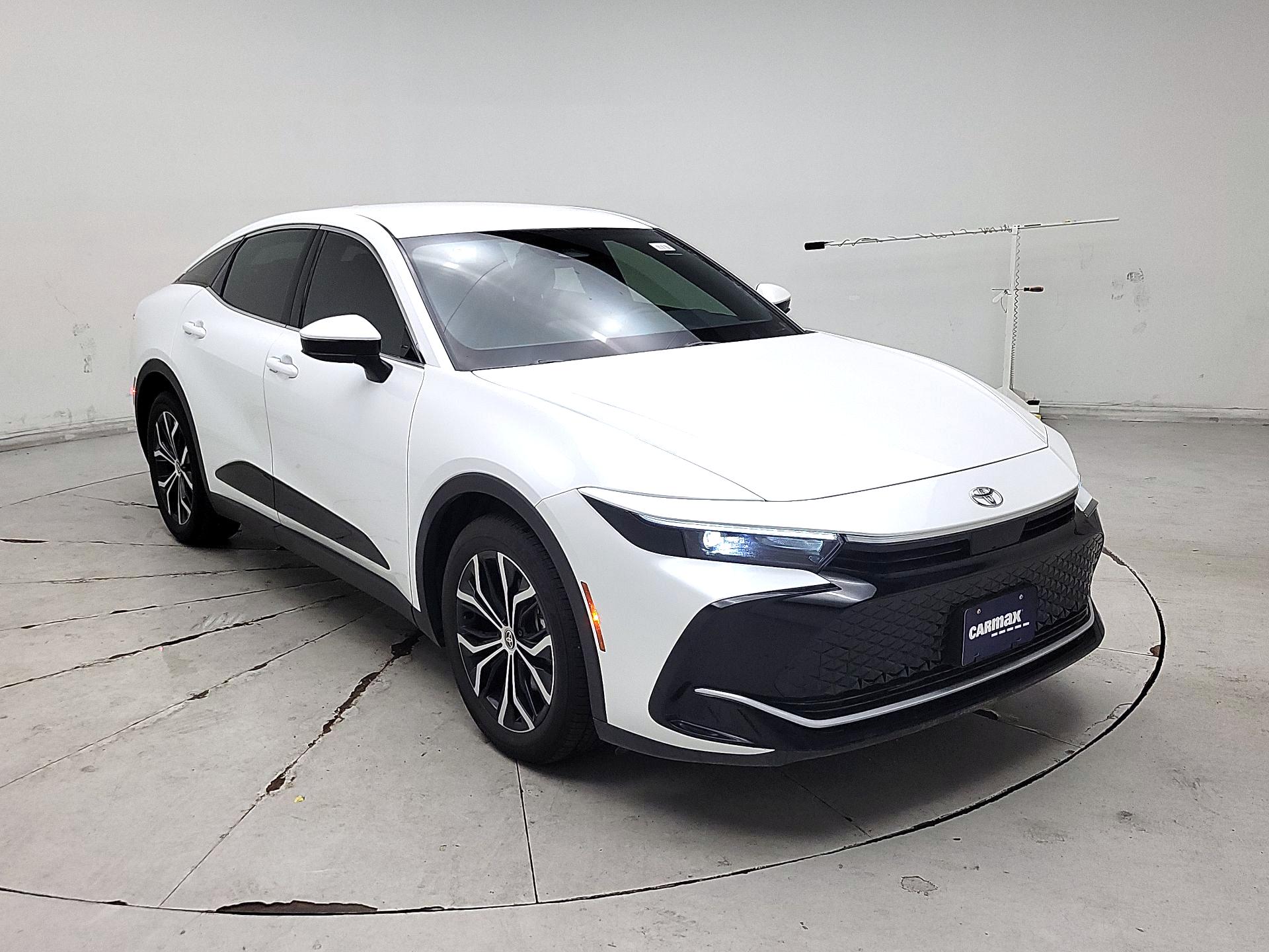 Thumbnail: 2024 Toyota Crown - 1