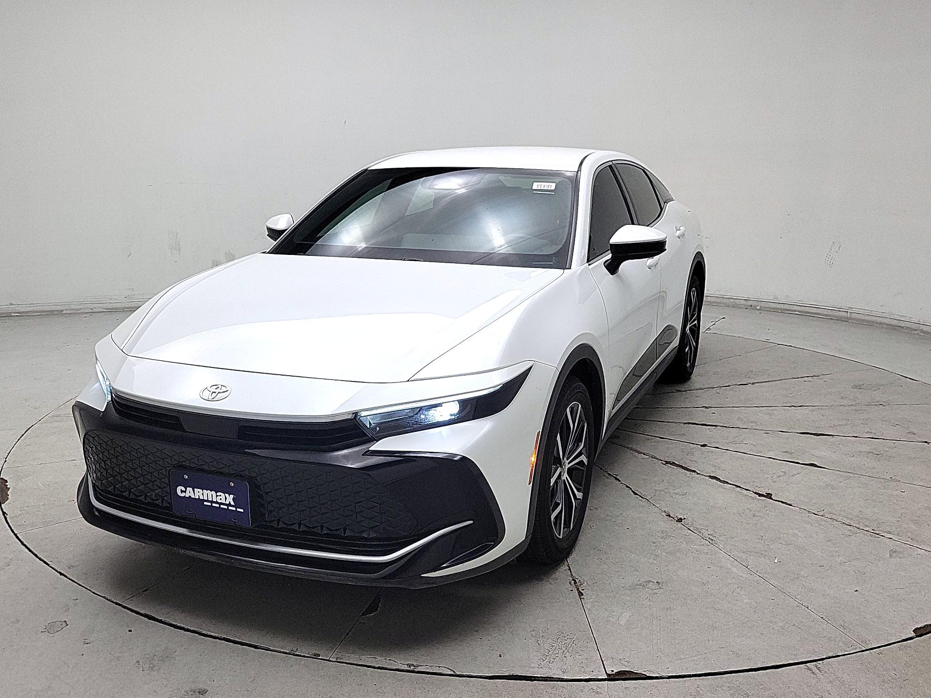 Thumbnail: 2024 Toyota Crown - 3