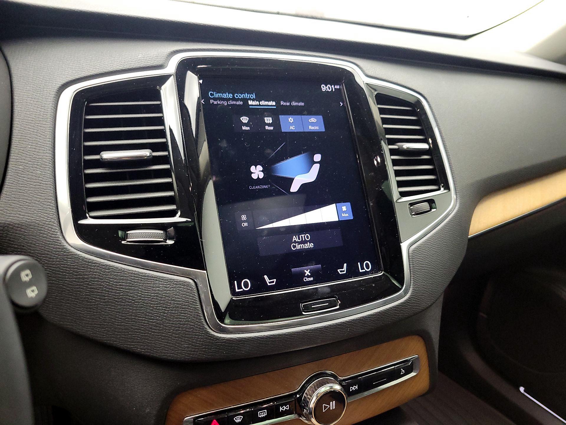 Thumbnail: 2022 Volvo XC90 - 15