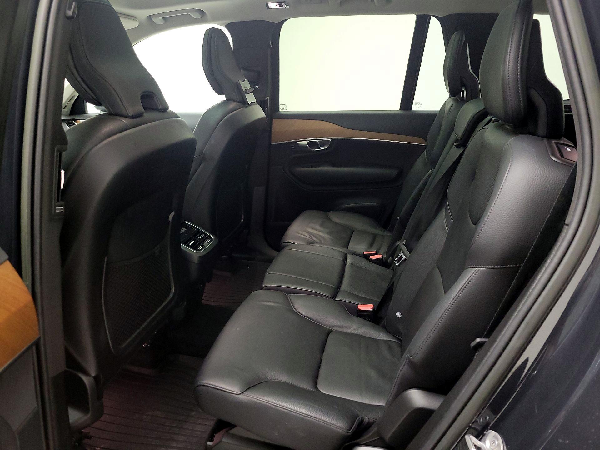 Thumbnail: 2022 Volvo XC90 - 19