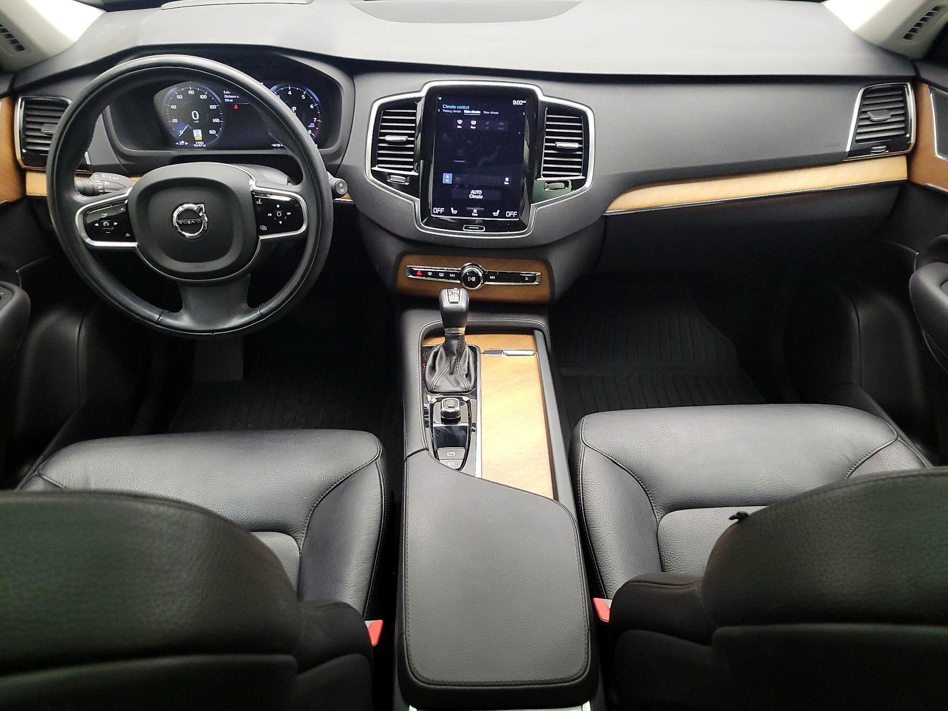 Thumbnail: 2022 Volvo XC90 - 8