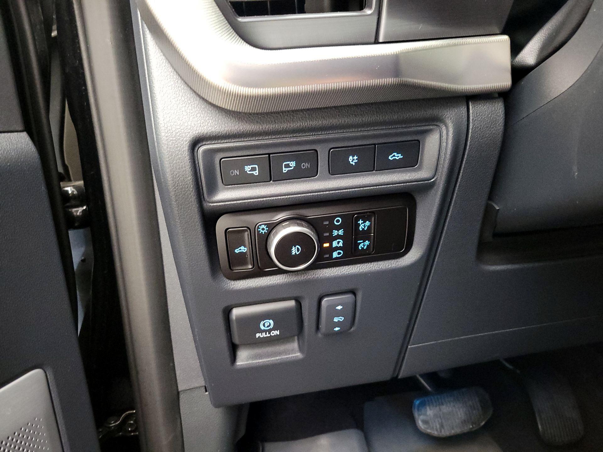 Thumbnail: 2023 Ford F-150 - 13