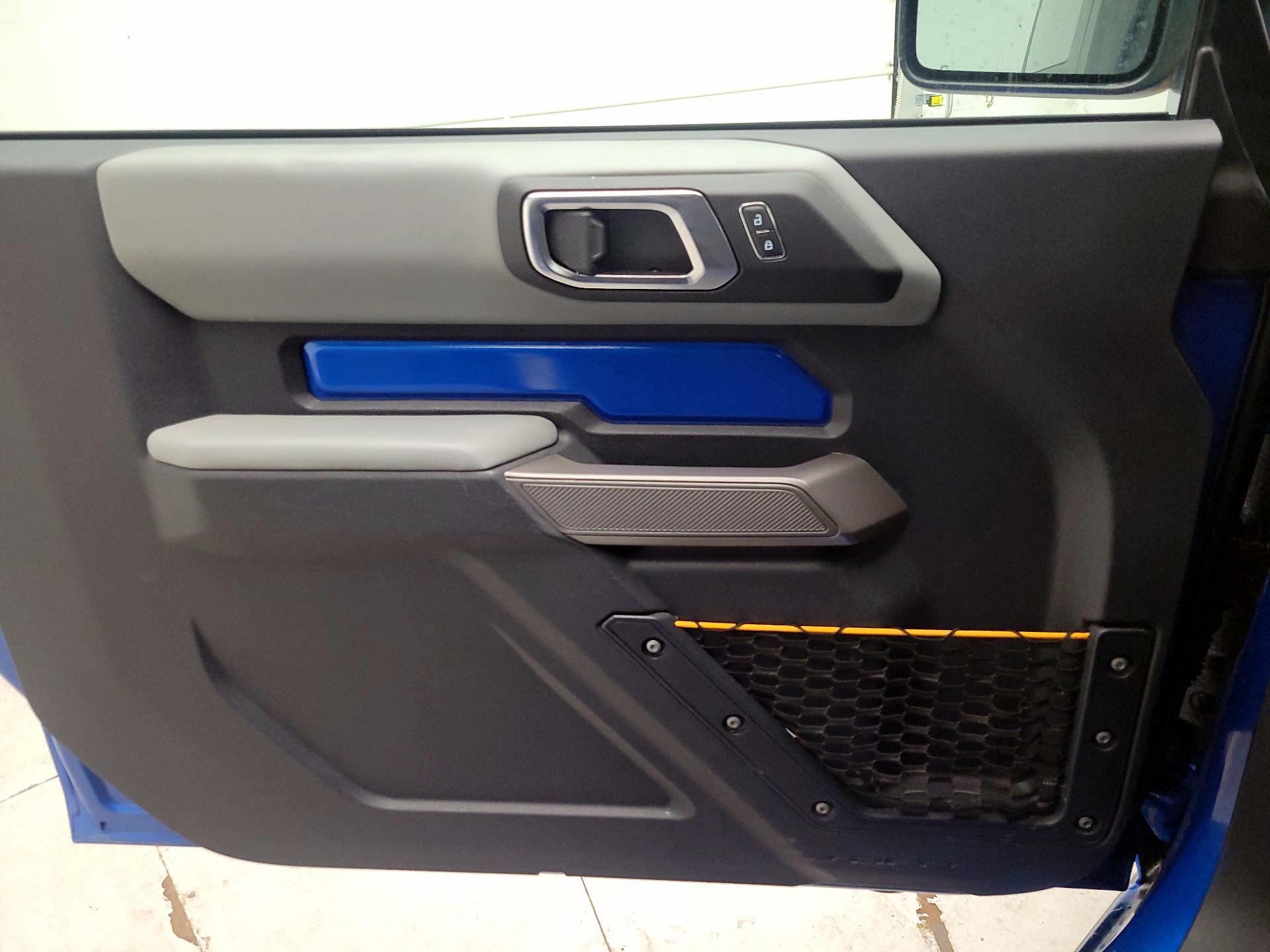 Thumbnail: 2022 Ford Bronco - 10