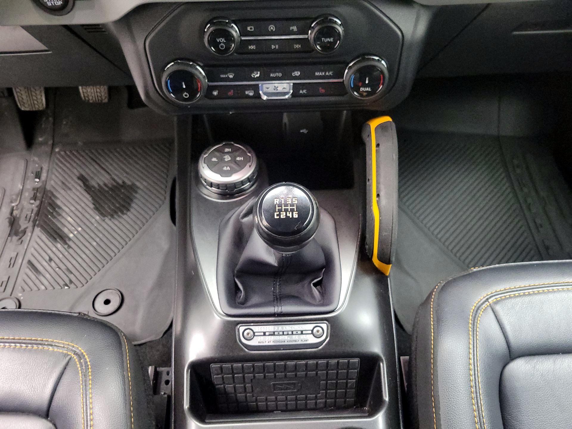 Thumbnail: 2022 Ford Bronco - 16