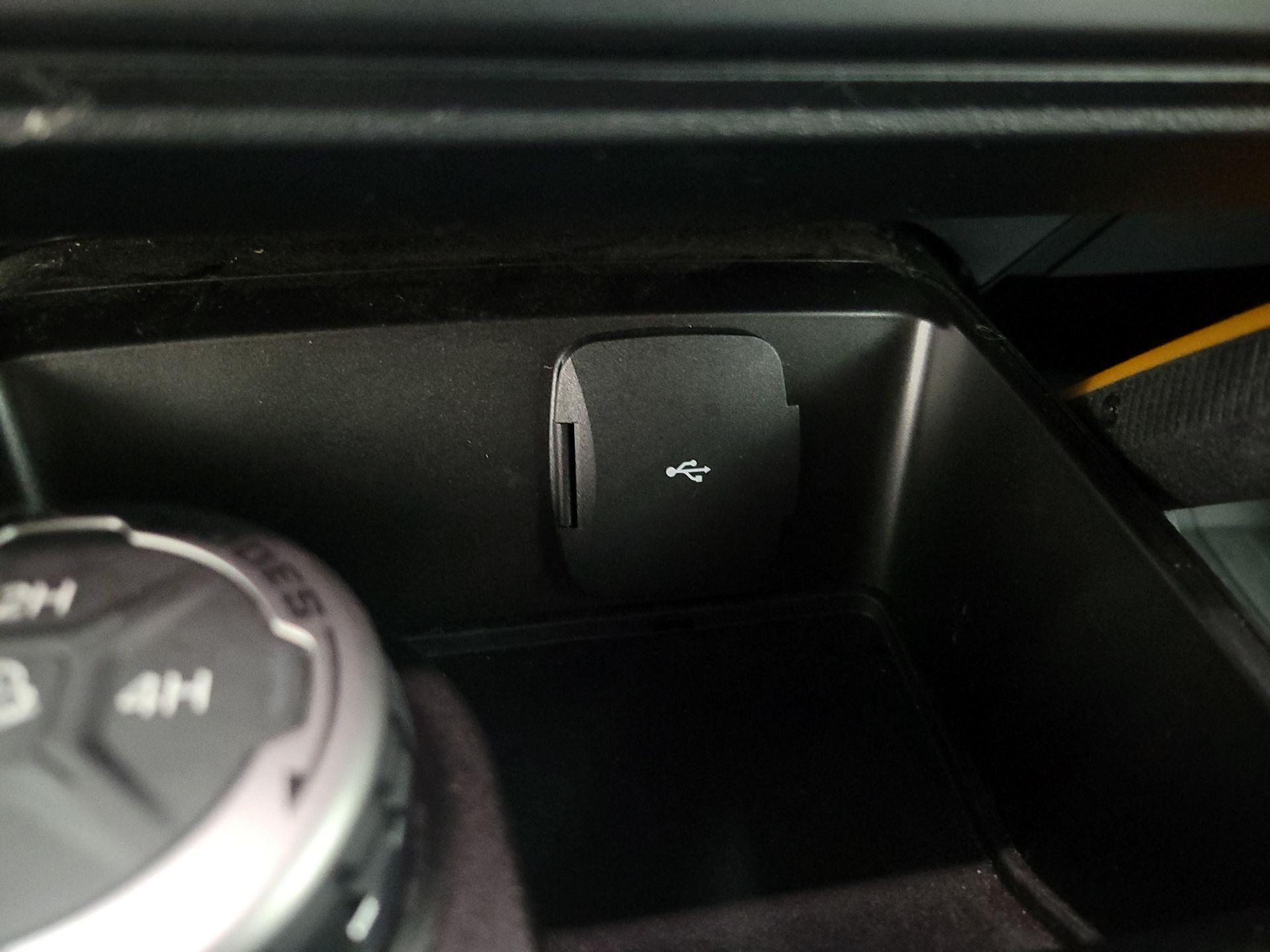 Thumbnail: 2022 Ford Bronco - 17