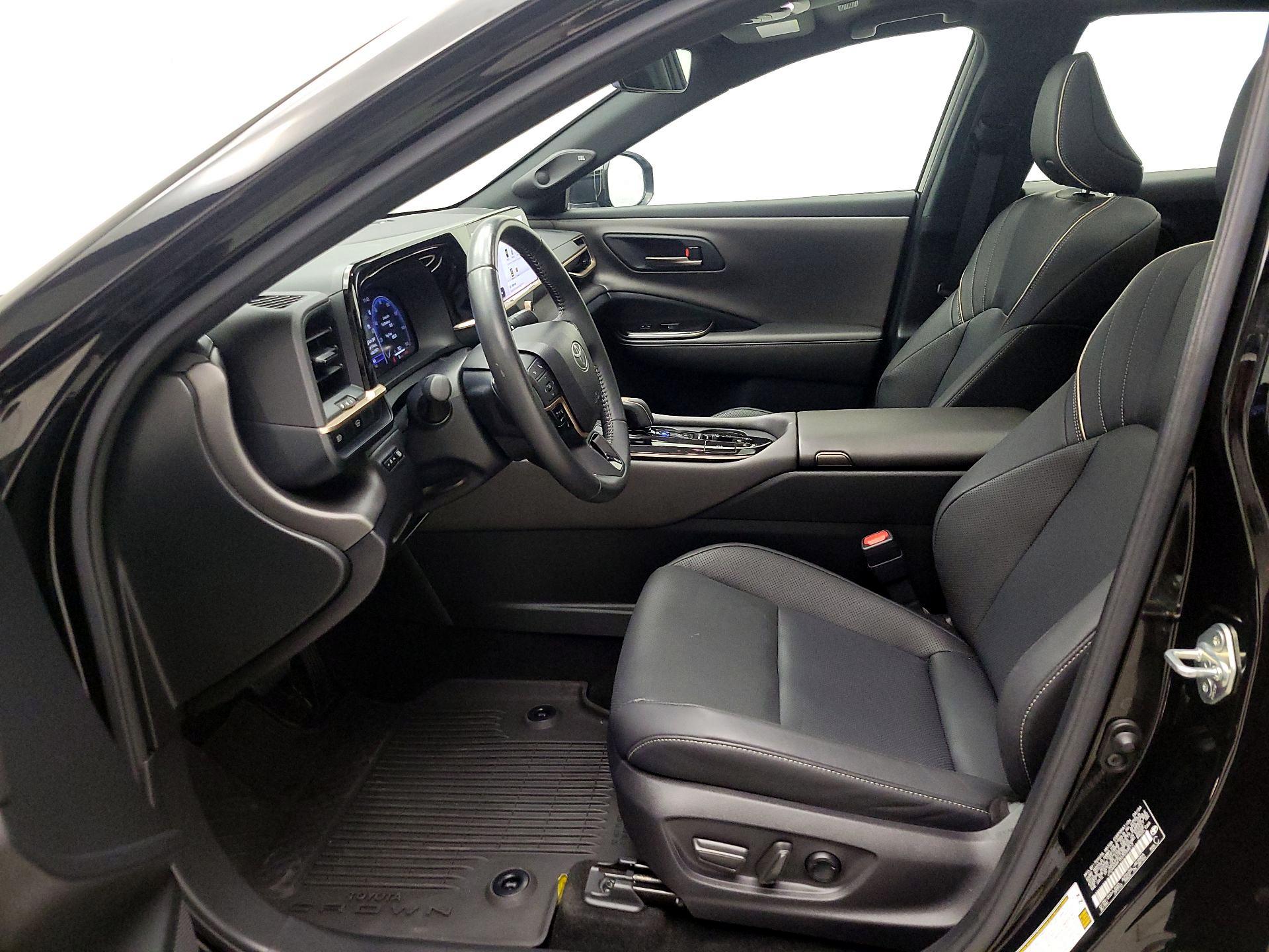 Thumbnail: 2025 Toyota Crown - 9