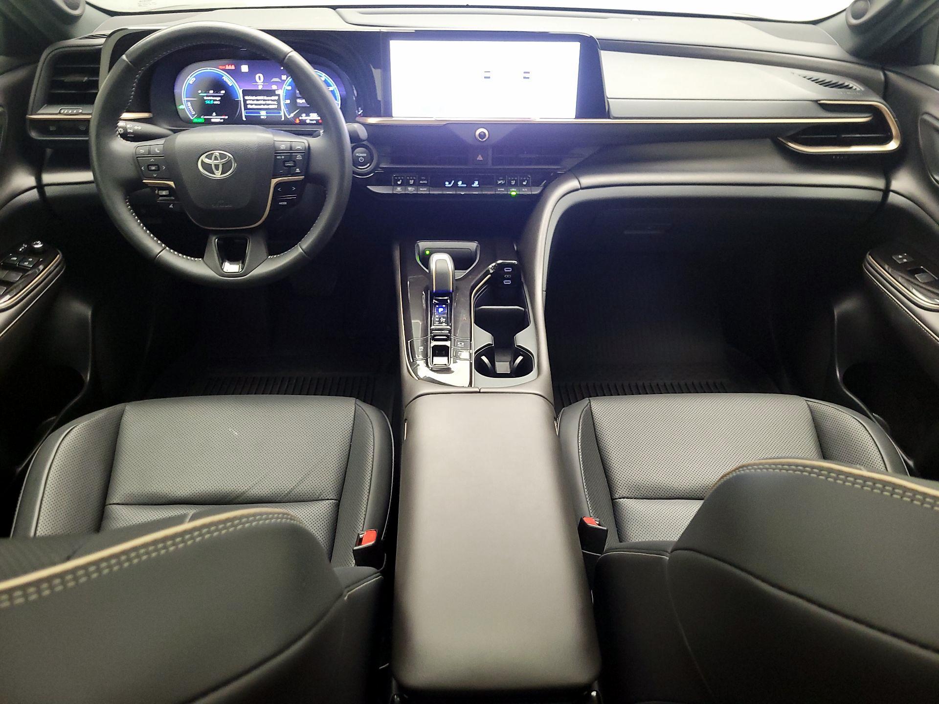 Thumbnail: 2025 Toyota Crown - 8