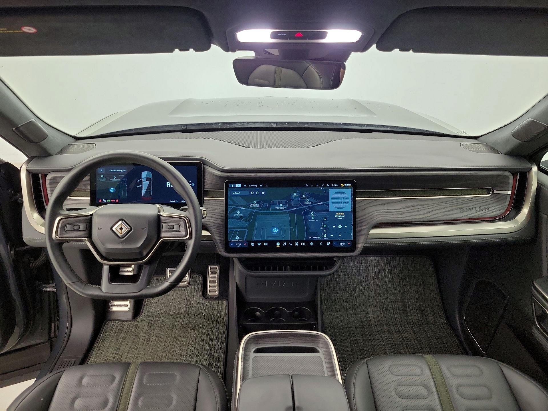 Thumbnail: 2022 Rivian R1S - 9