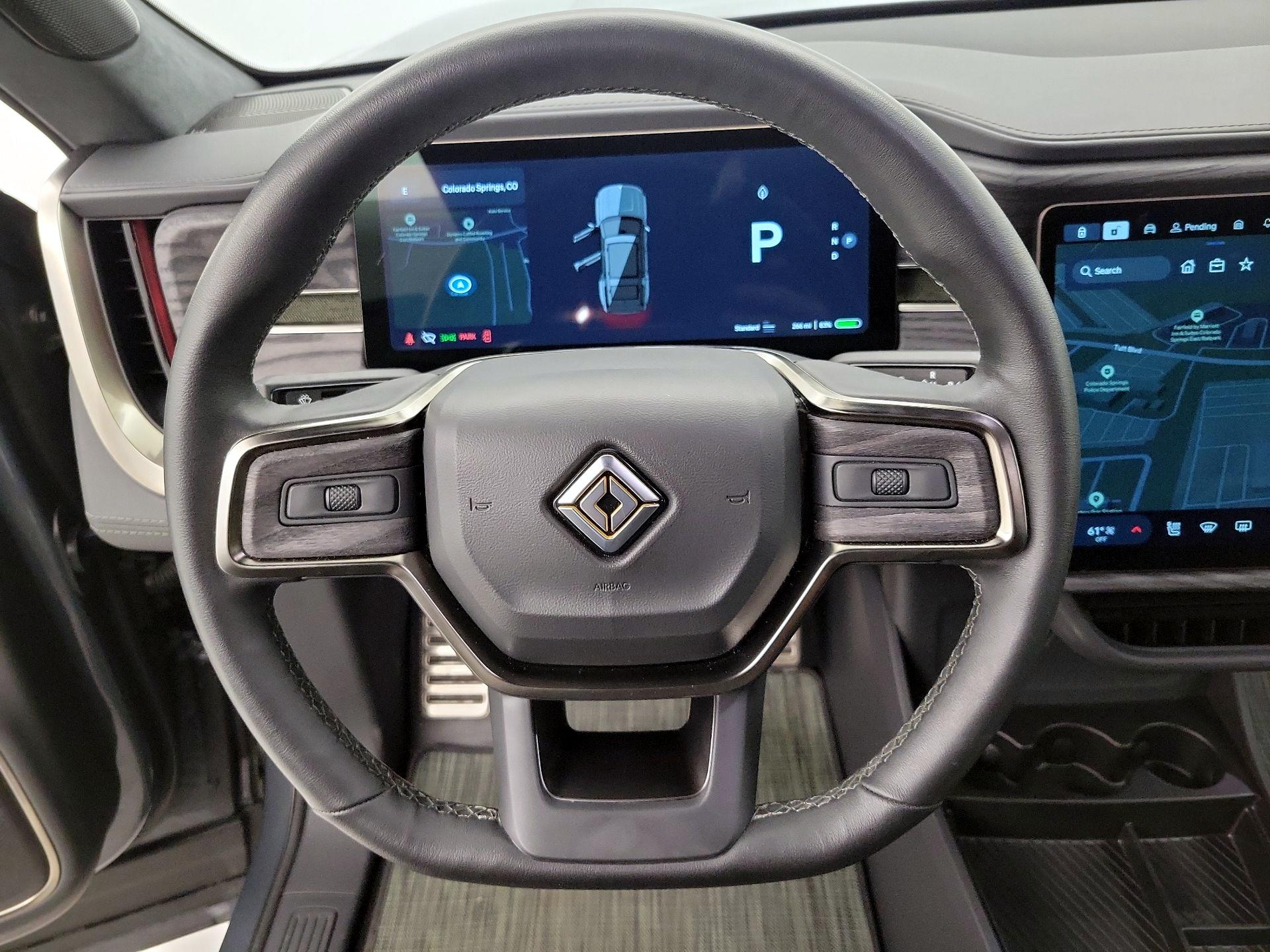 Thumbnail: 2022 Rivian R1S - 10