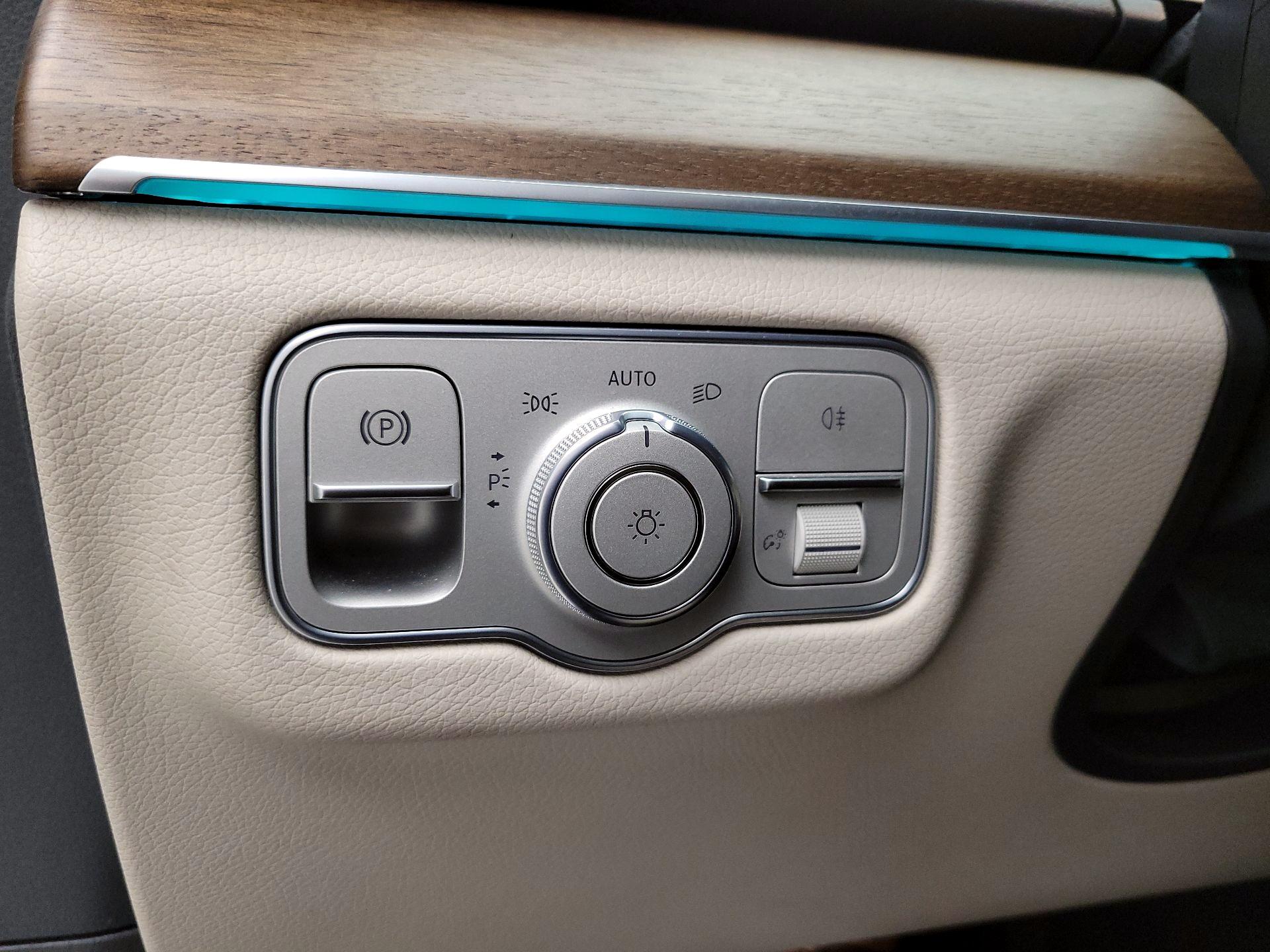 Thumbnail: 2020 Mercedes-Benz GLS - 11