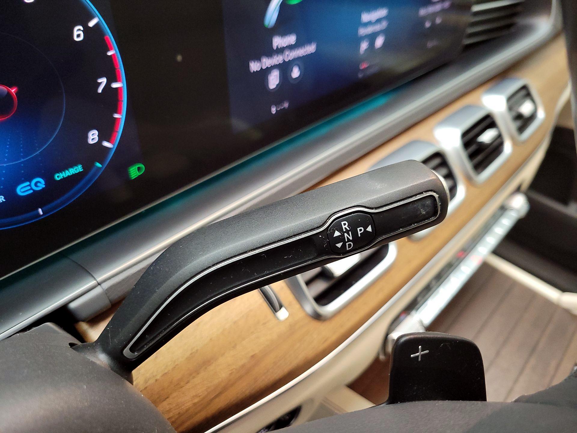 Thumbnail: 2020 Mercedes-Benz GLS - 16