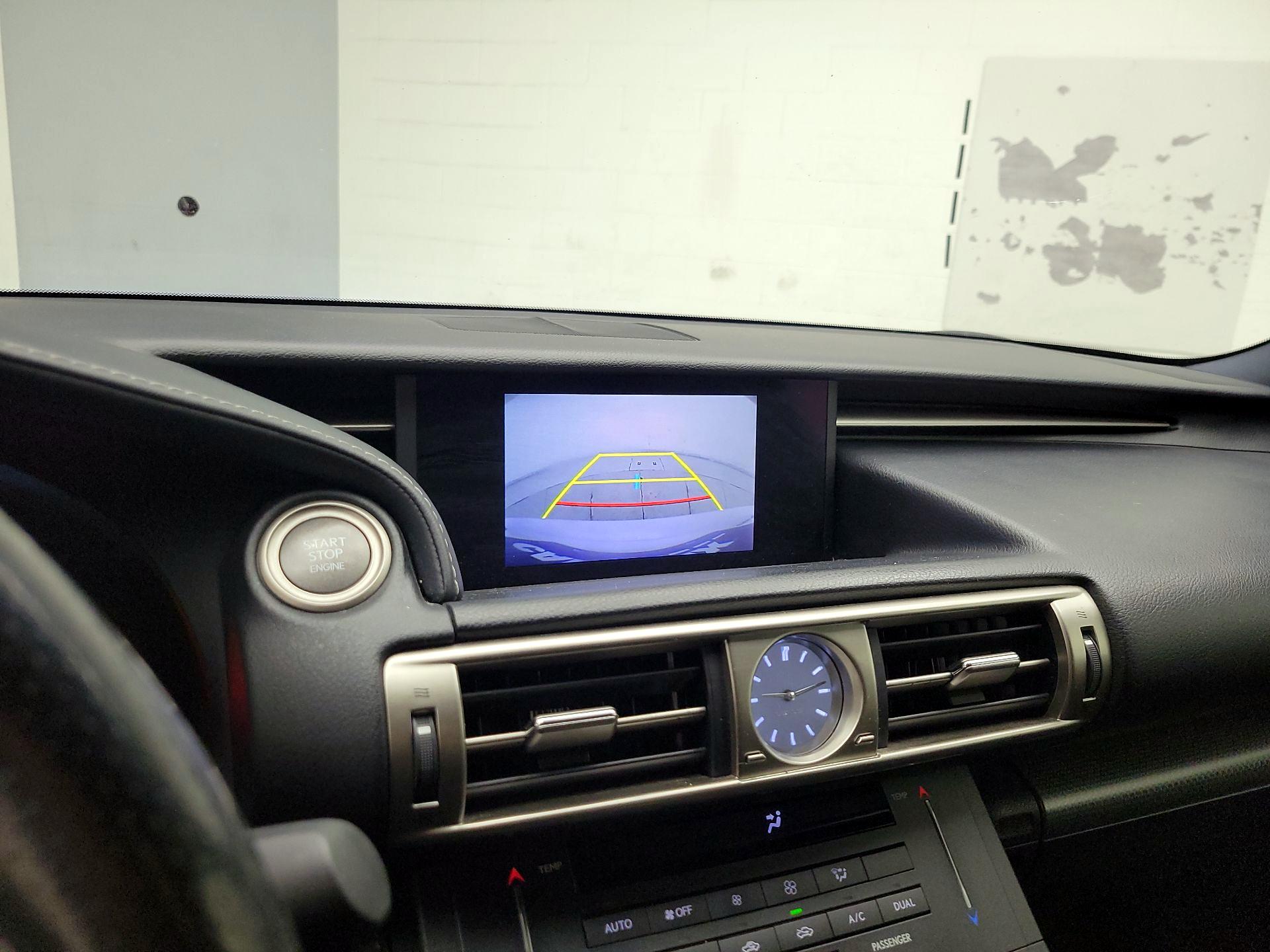 Thumbnail: 2016 Lexus IS - 12